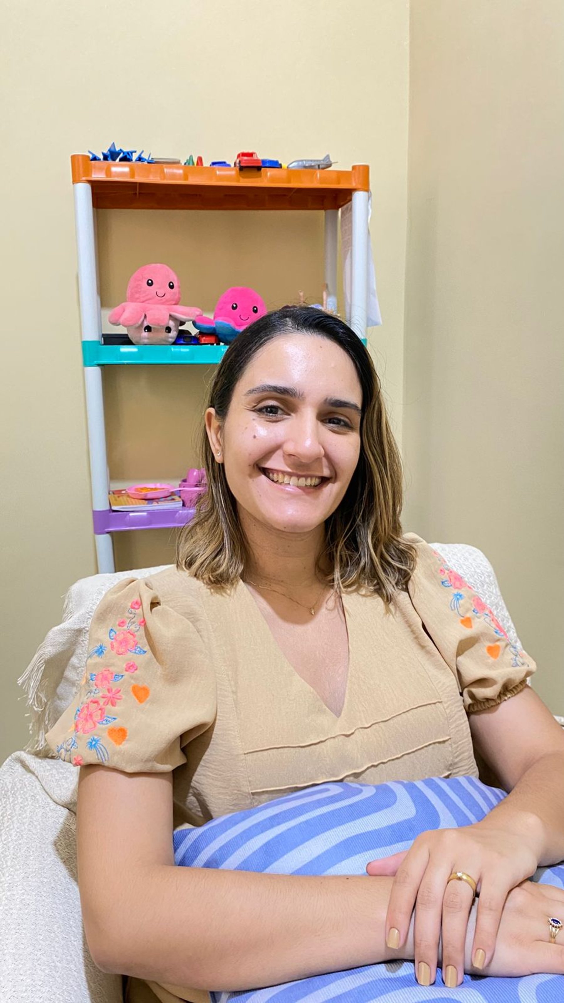 black and brown leather padded tub sofa