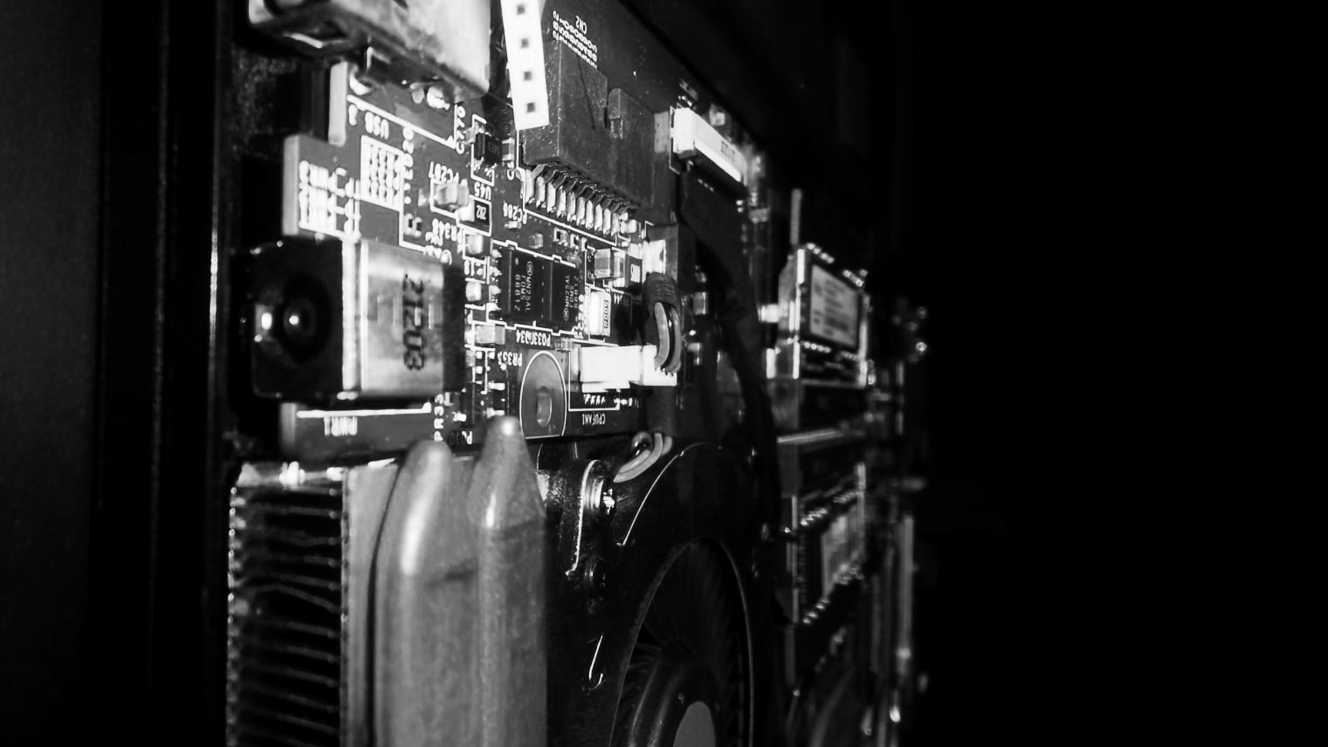 black and white bed linen