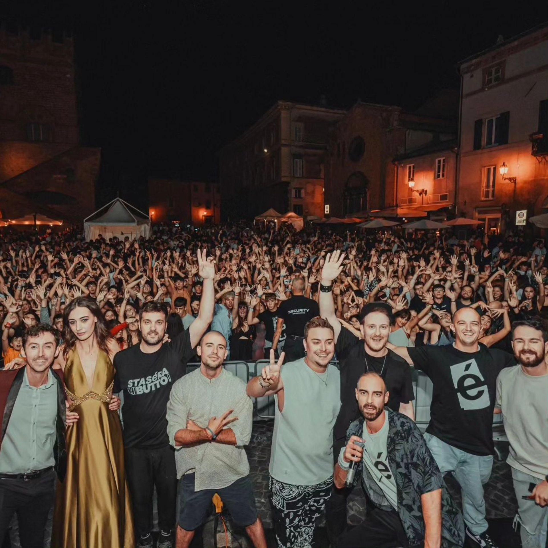 black and brown leather padded tub sofa