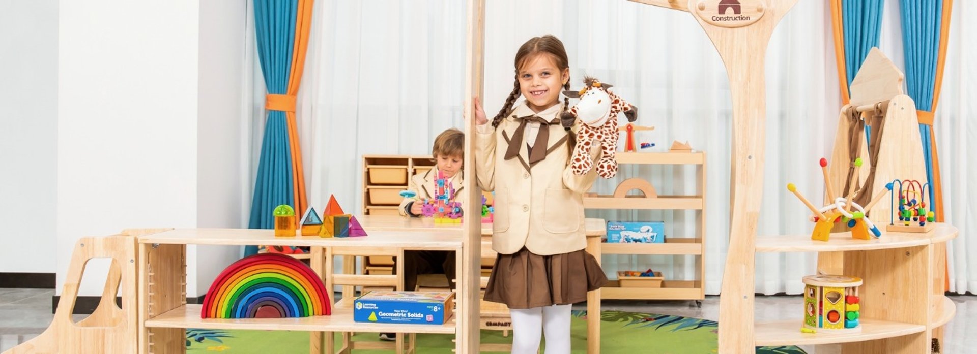 black and white bed linen