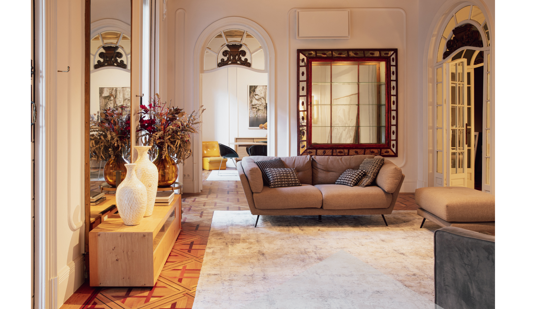 black and white bed linen