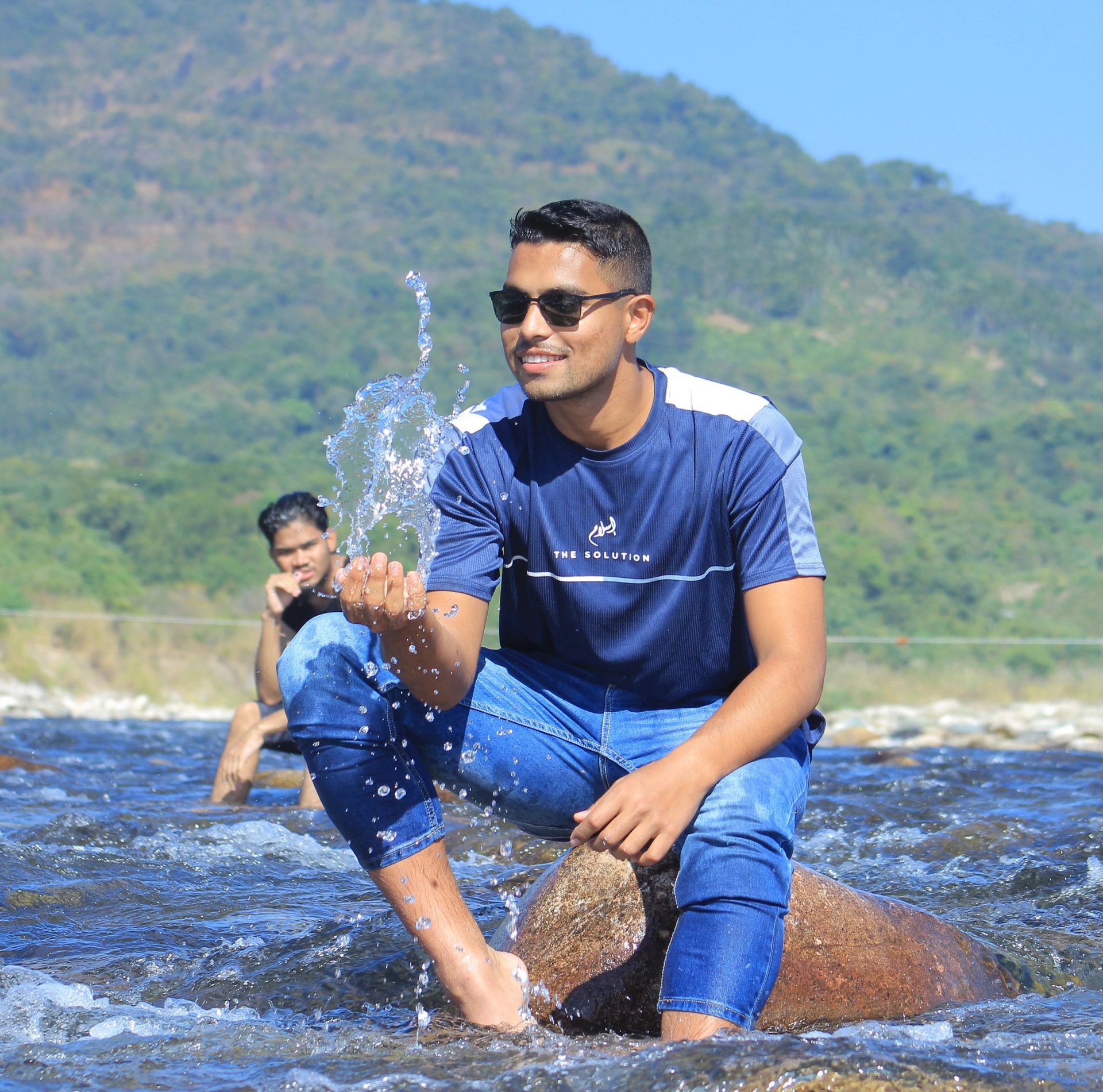 black and white bed linen