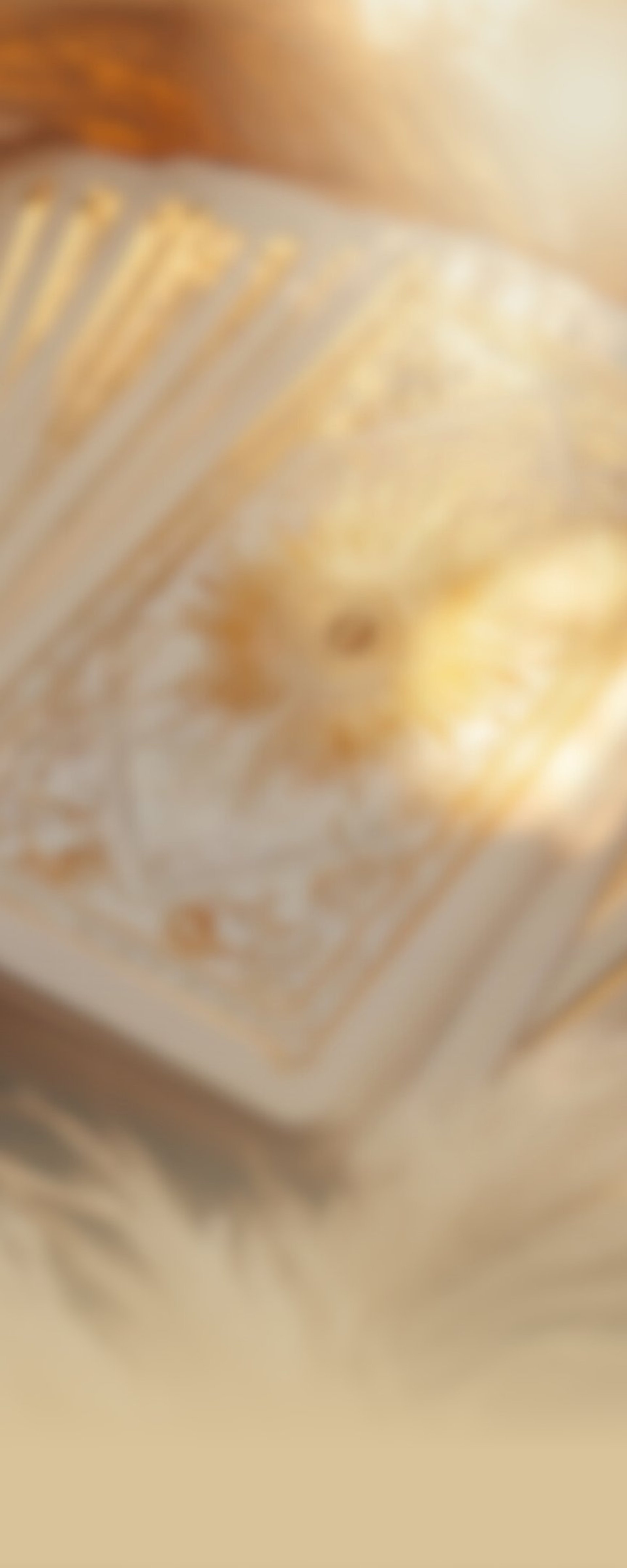 gray computer monitor