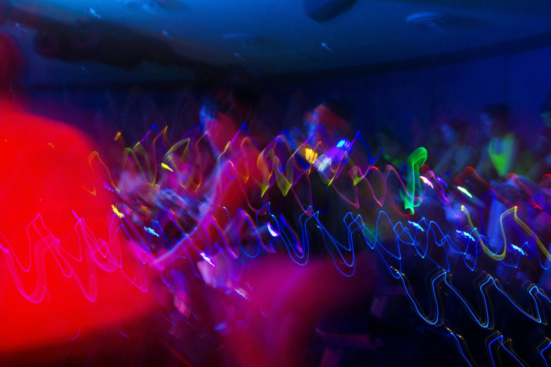 black and brown leather padded tub sofa