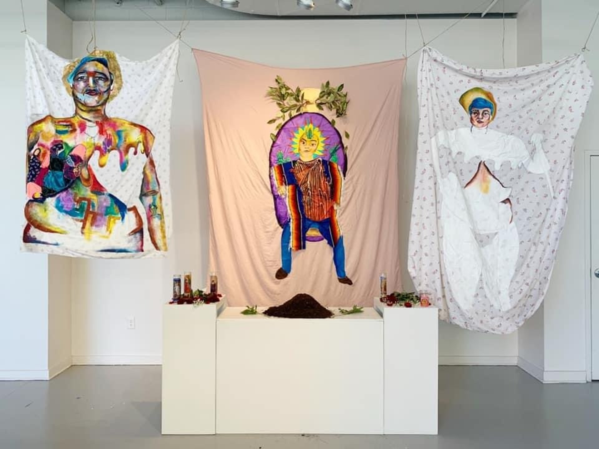 an abstract photo of a curved building with a blue sky in the background