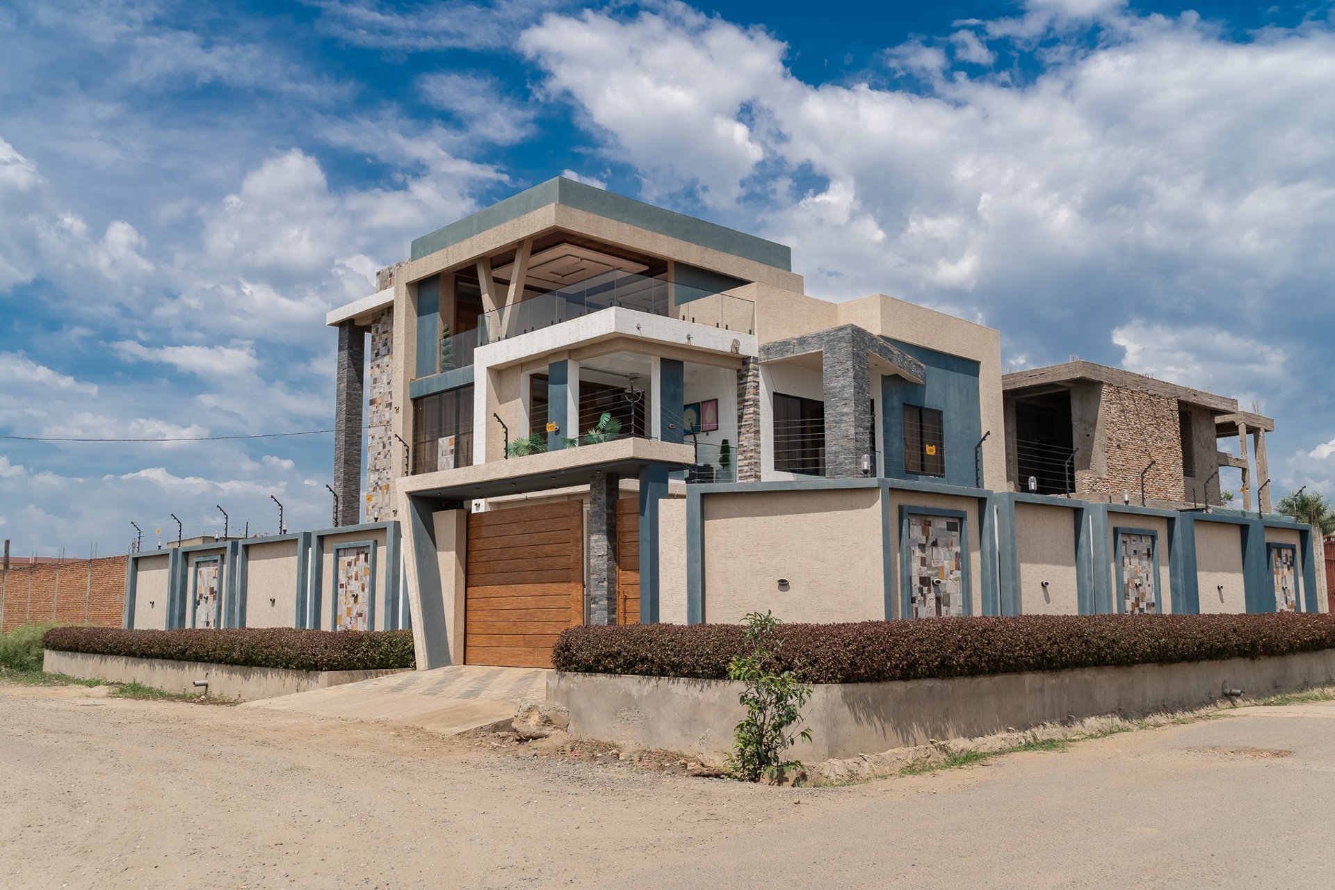black and white bed linen