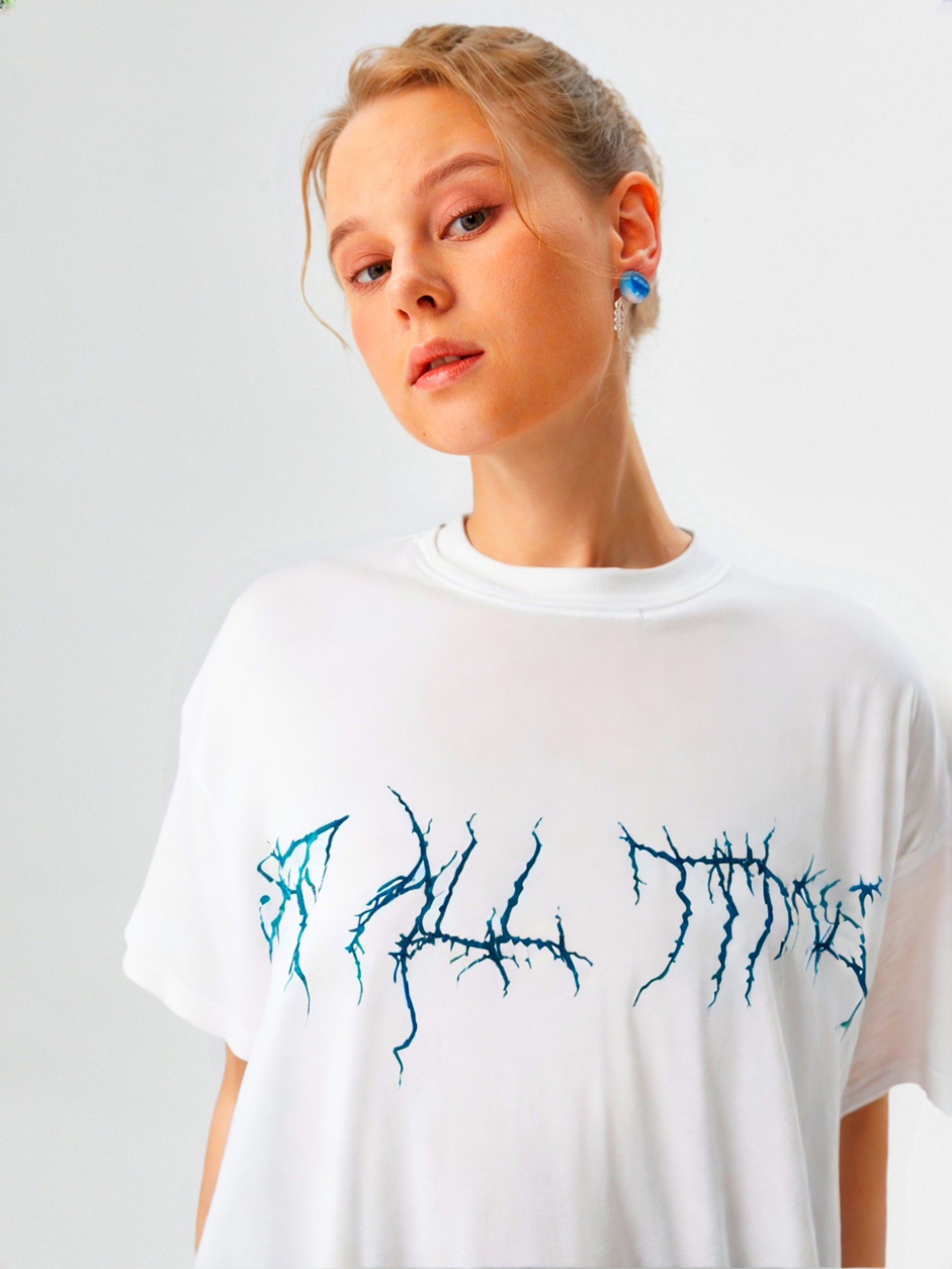 person wearing grey knit sweater