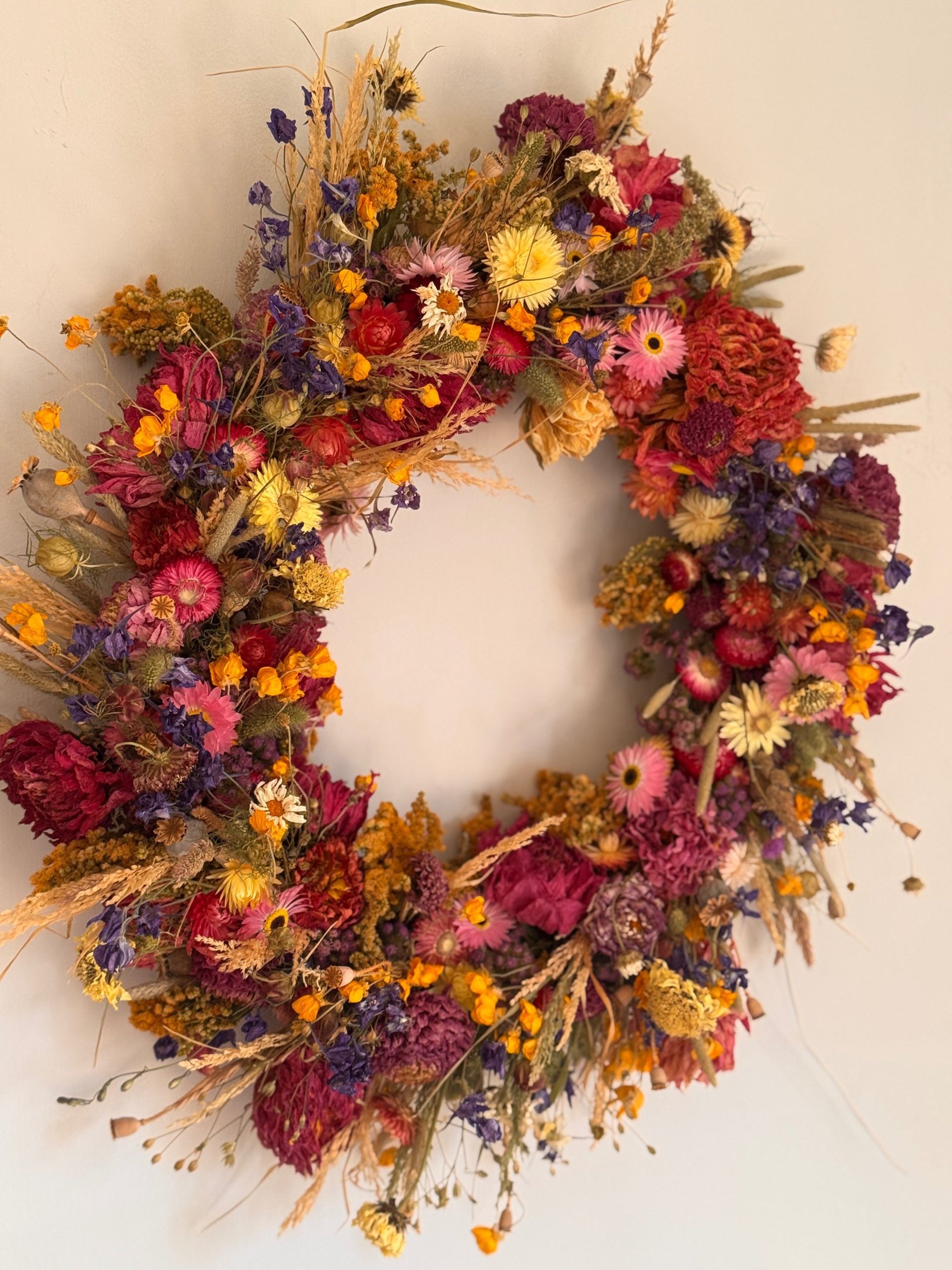 selective focus of pink petaled flowers