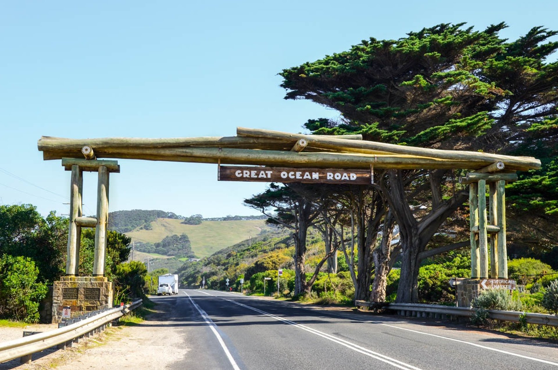 The Great Ocean Road arch