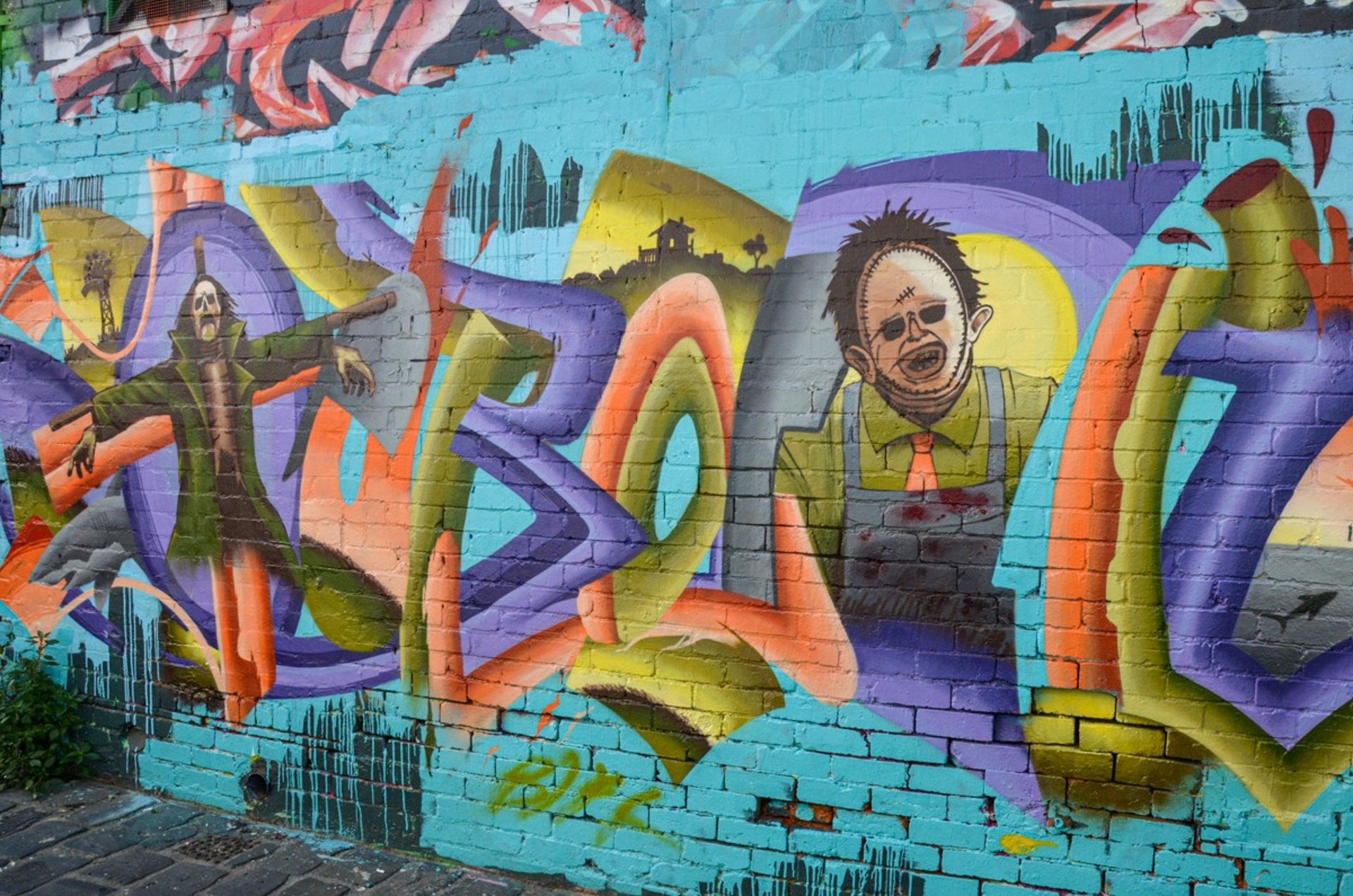 Mural by Retayner in Artists Lane in Windsor, Melbourne