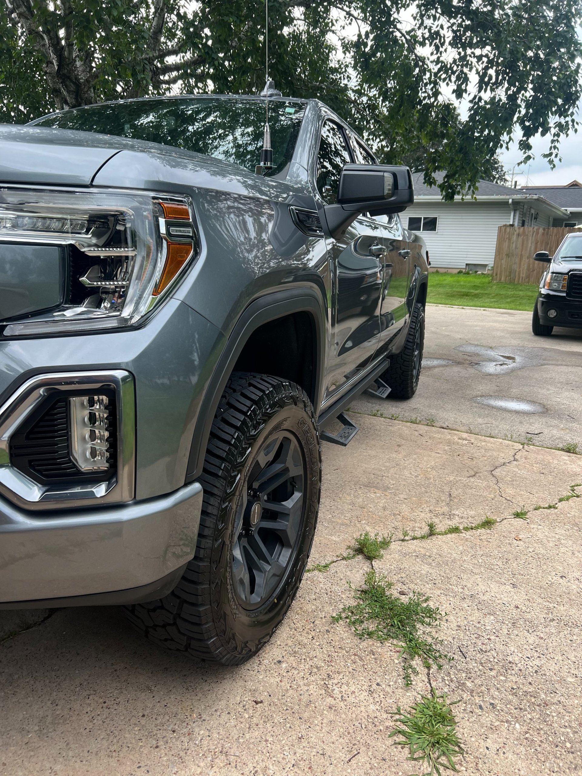 Professional mobile car wash removing grime and restoring a car’s shine