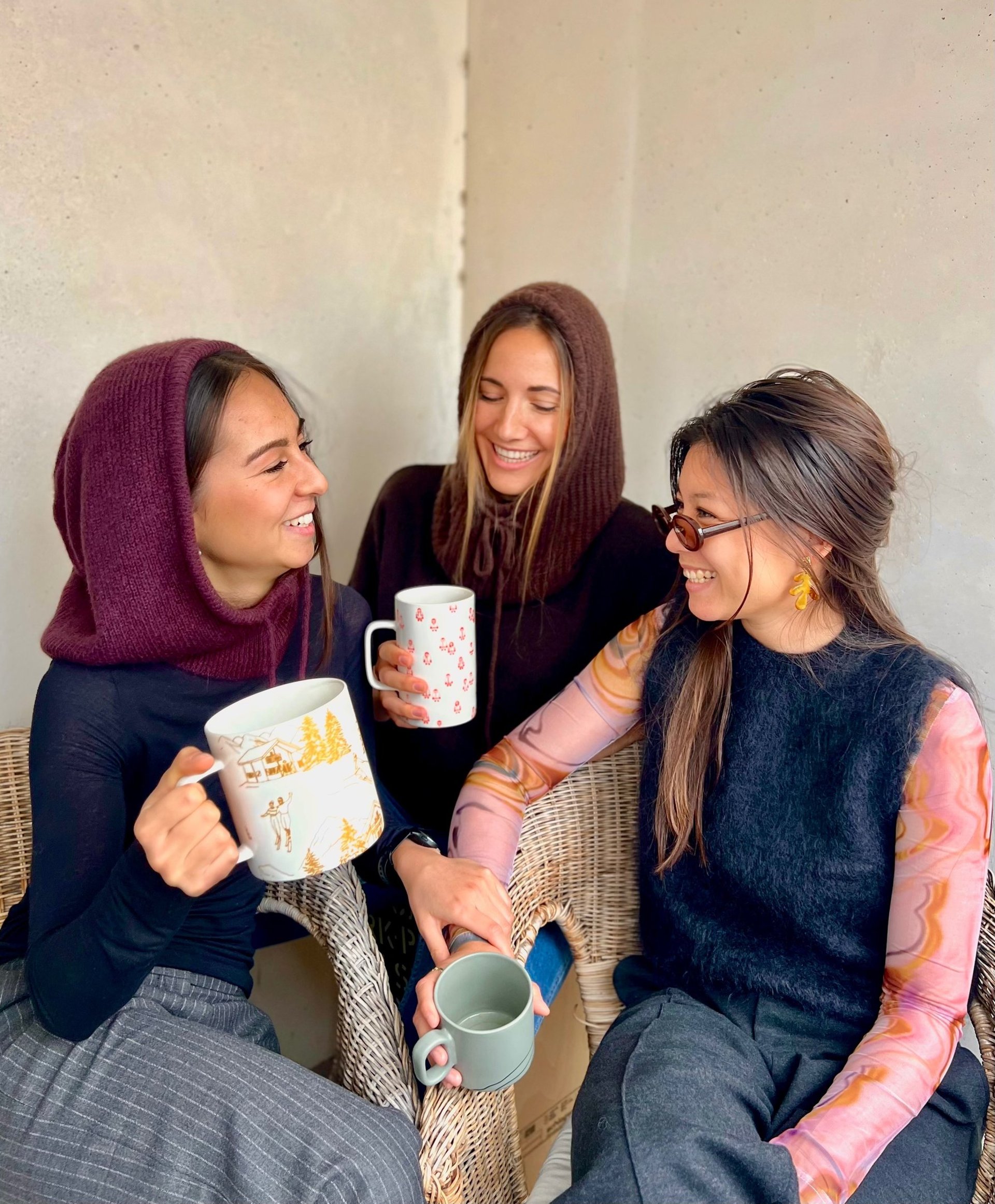 black and white bed linen