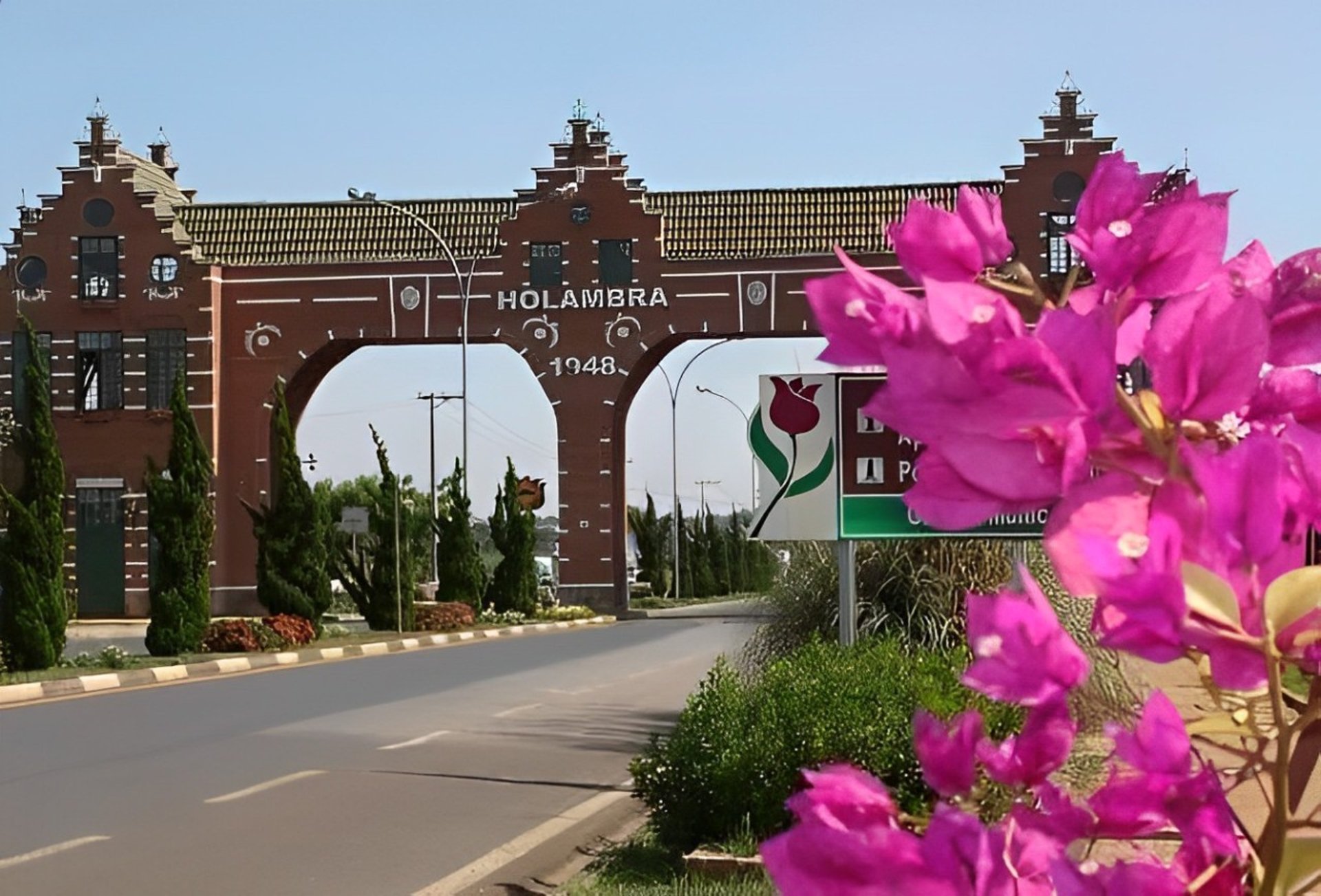 man doing snowboarding