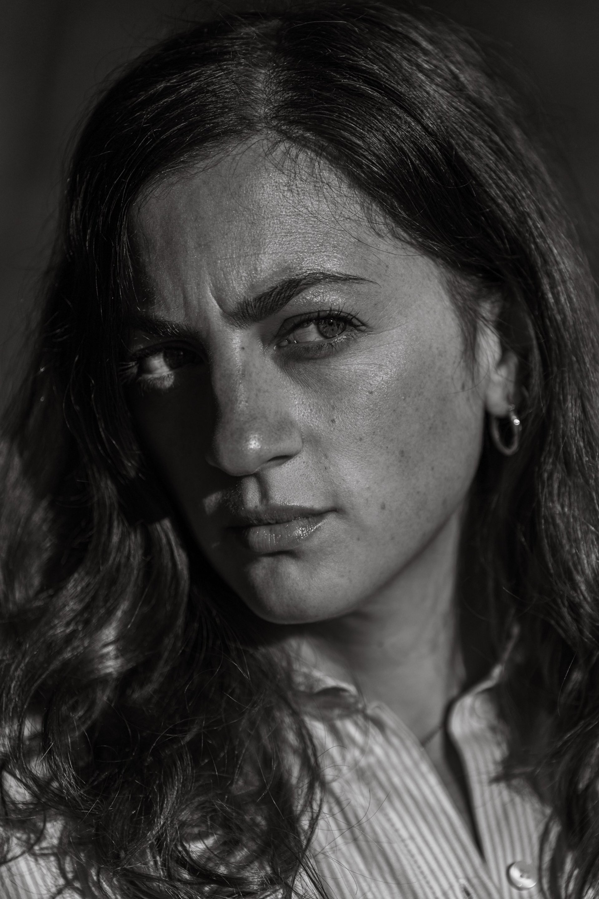 green grass field during daytime