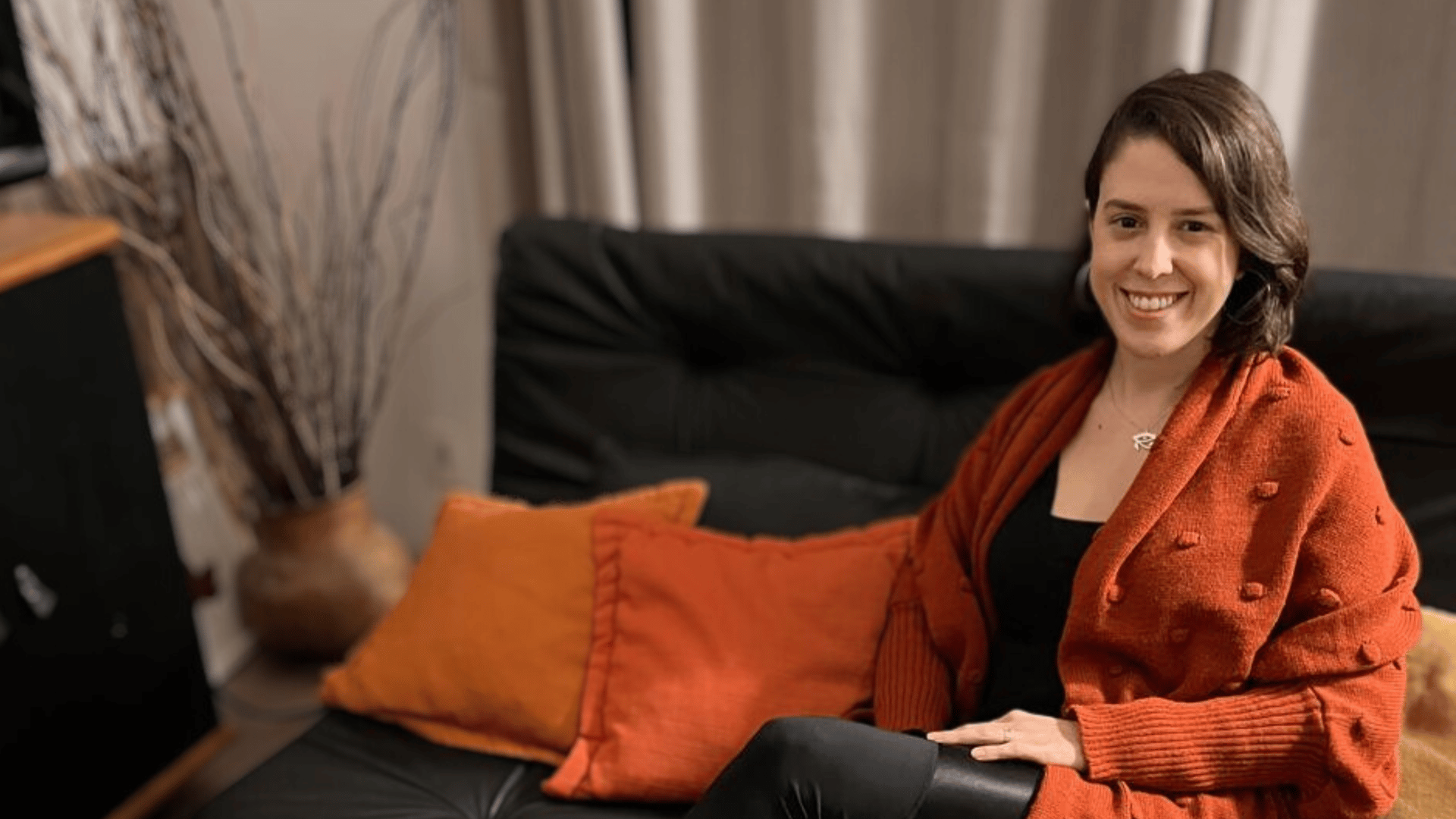 black and white bed linen