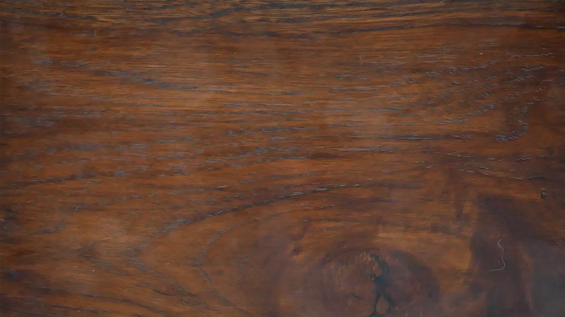 Sebatik Carpentry walut brown