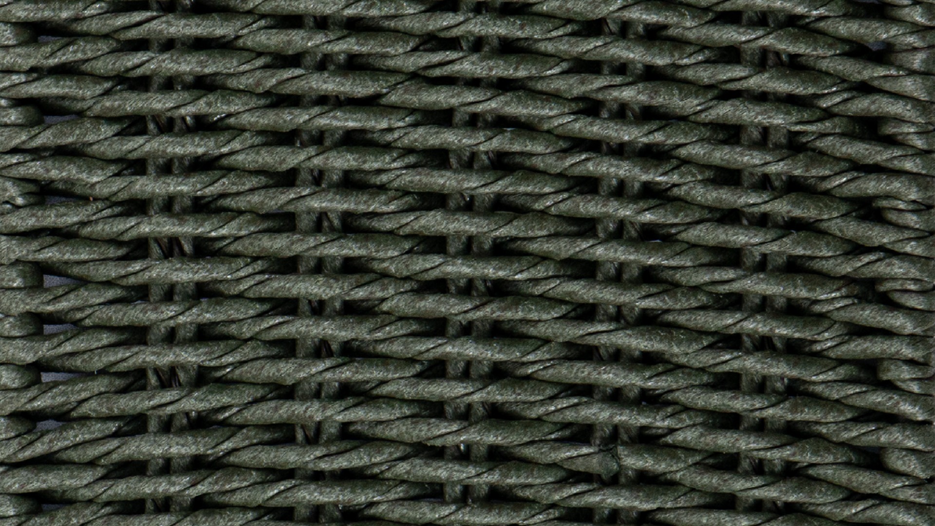 Sebatik Carpentry - synthetic twist