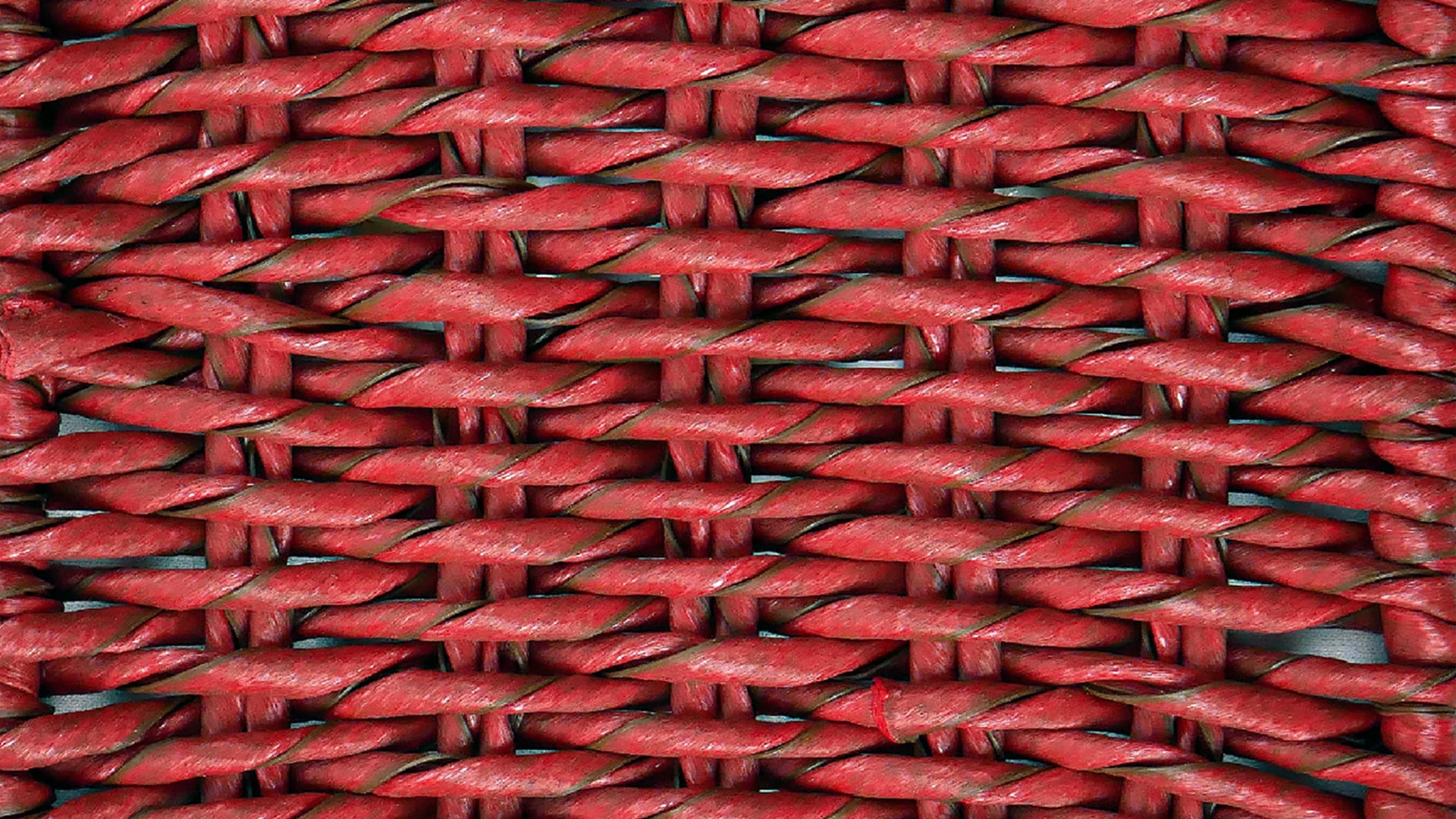 Sebatik Carpentry - synthetic twist