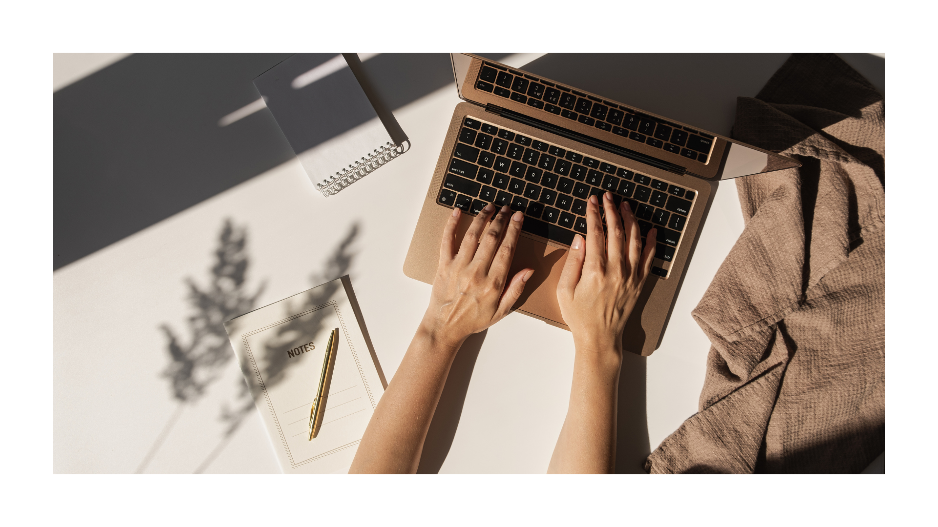 black and white bed linen
