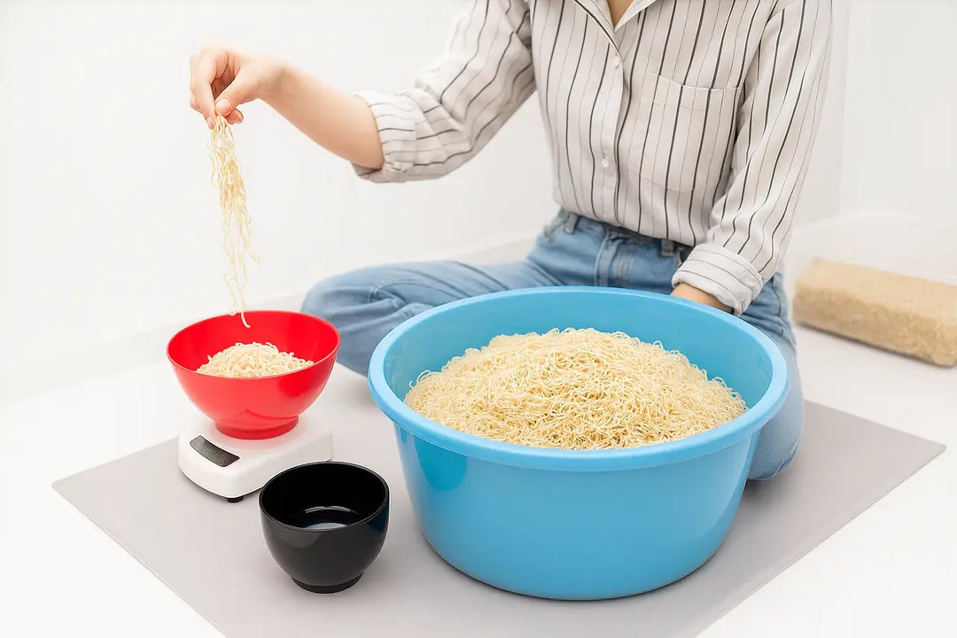 an abstract photo of a curved building with a blue sky in the background