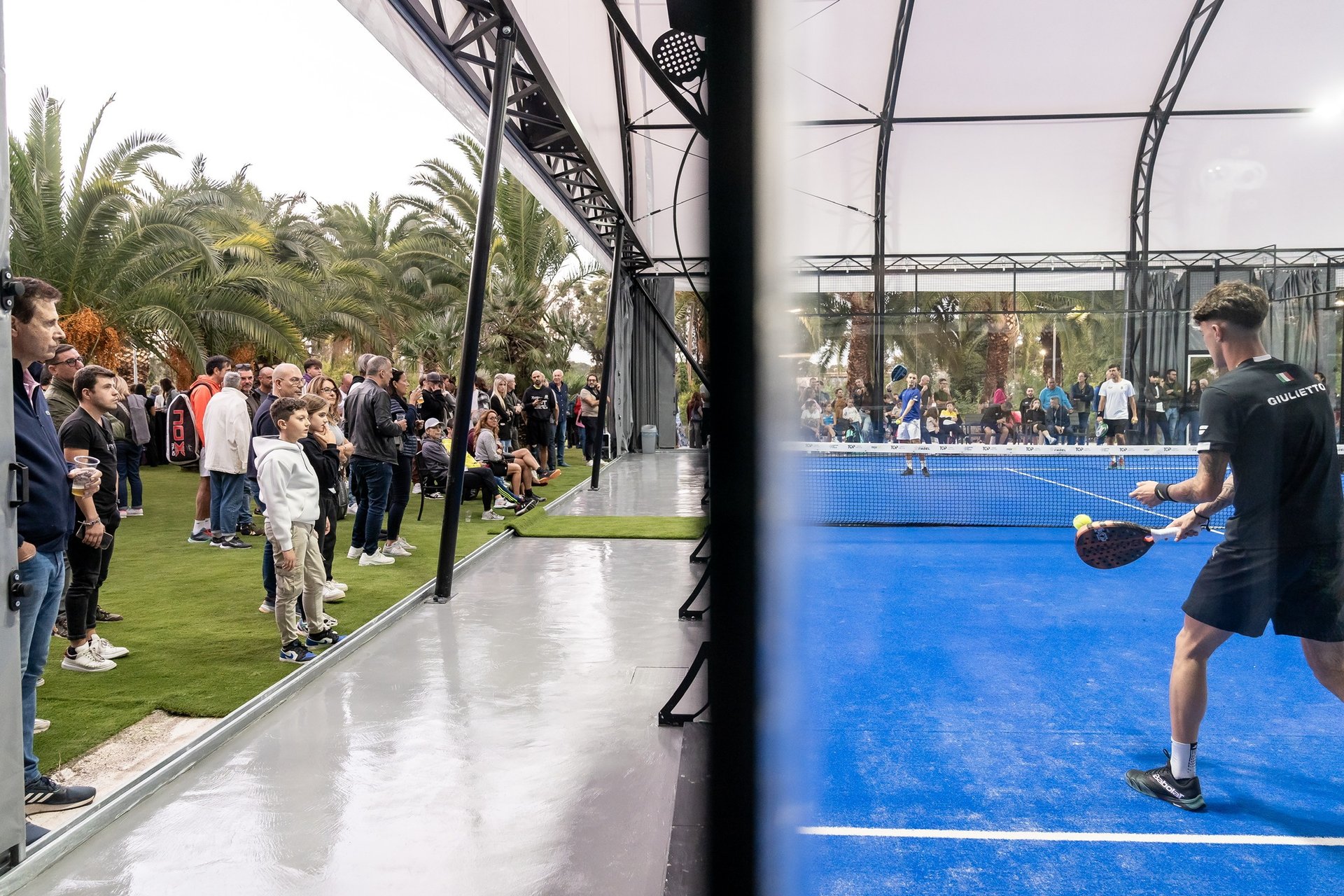 gray computer monitor