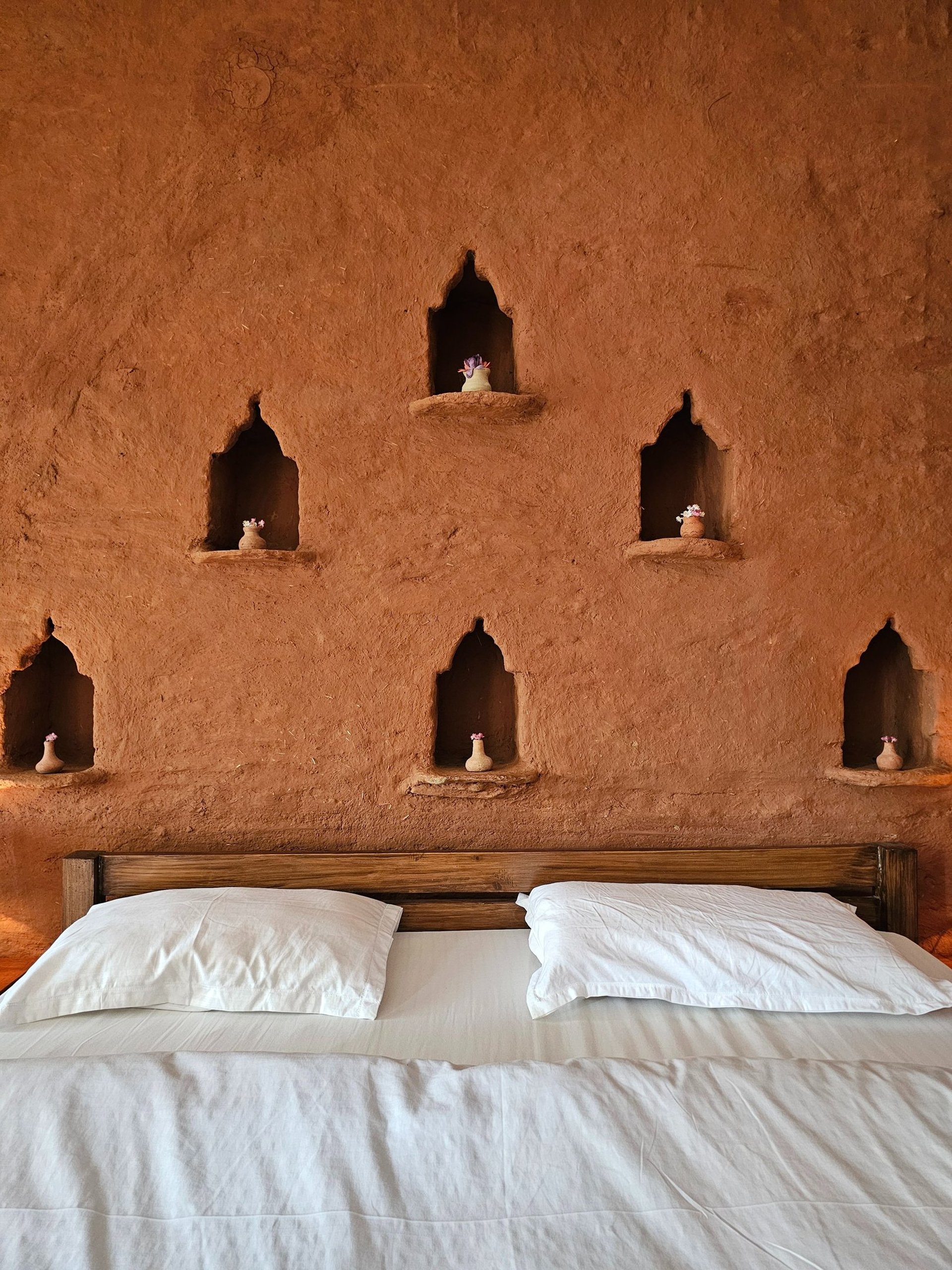 Boutique resort room in Pauri Garhwal with Himalayan view