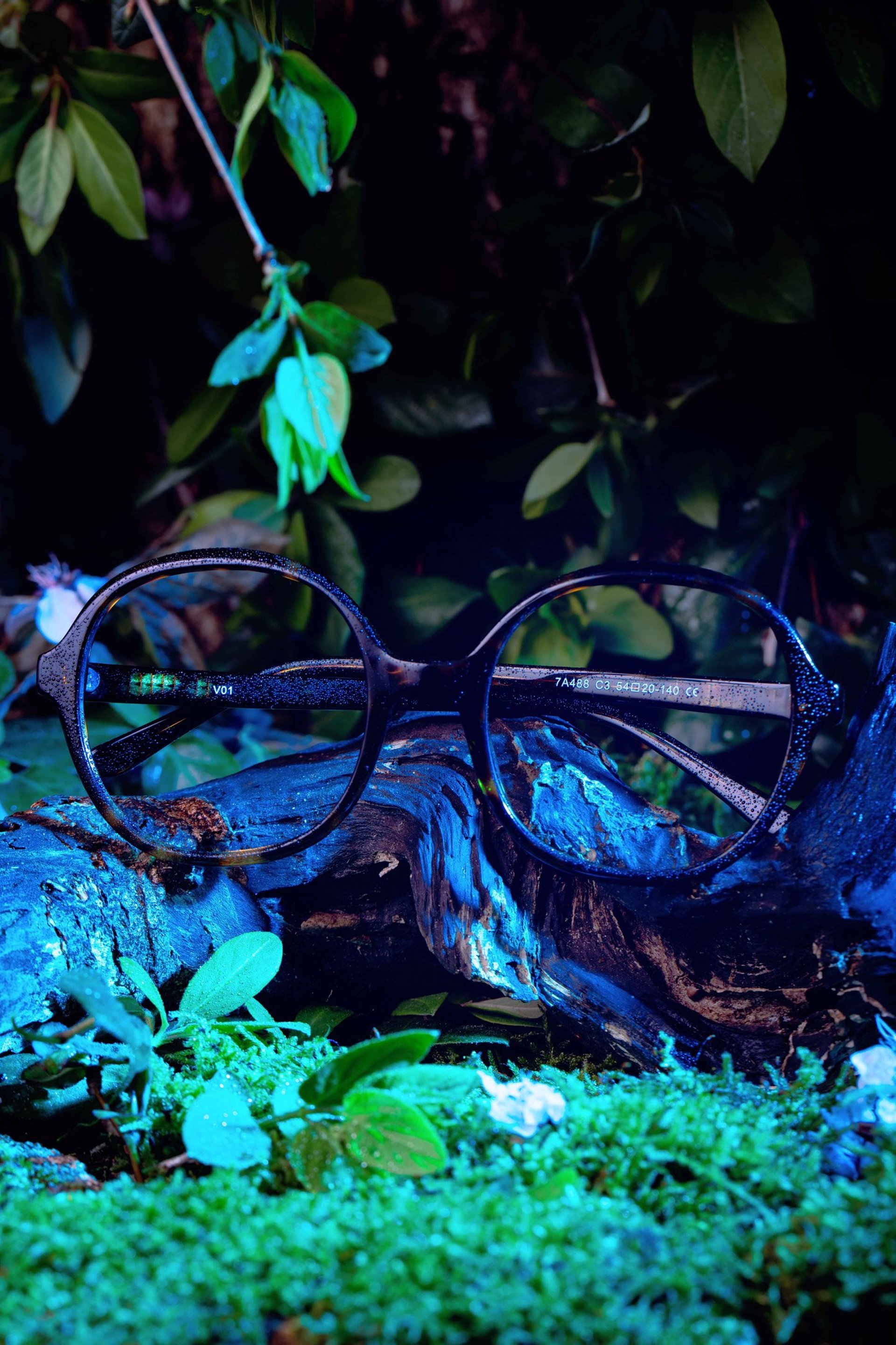 an abstract photo of a curved building with a blue sky in the background