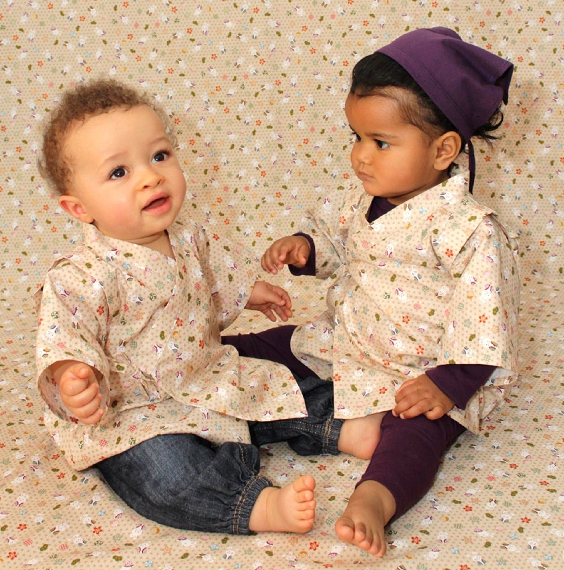 black and white bed linen