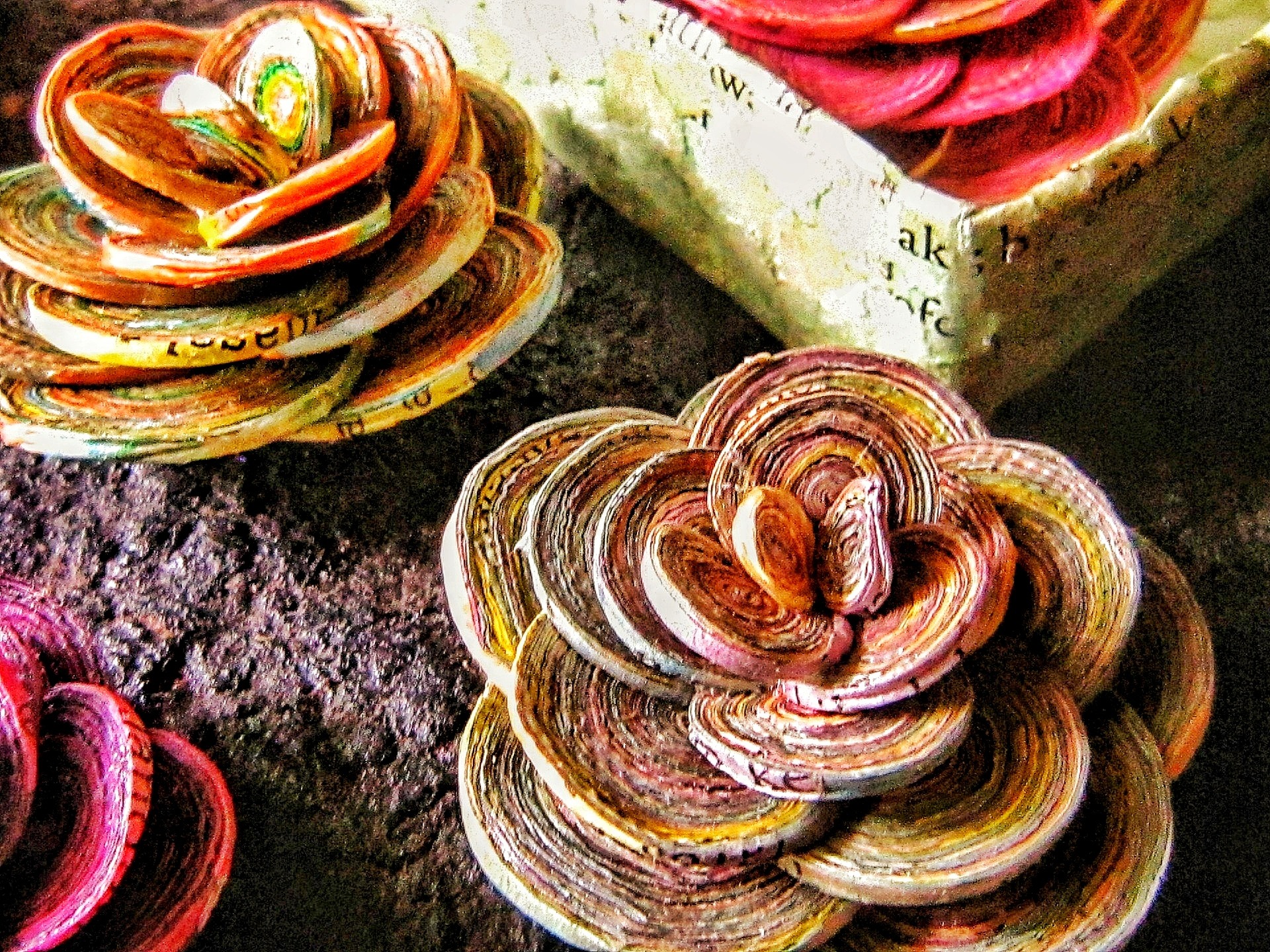 Marble rose ornament from recycle paper 