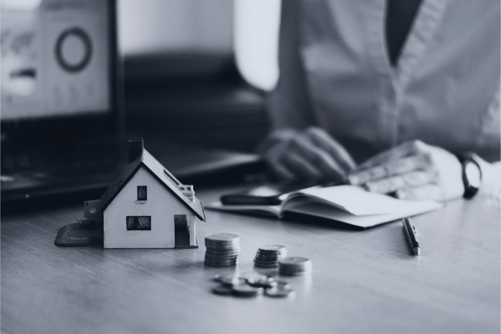 black and white bed linen