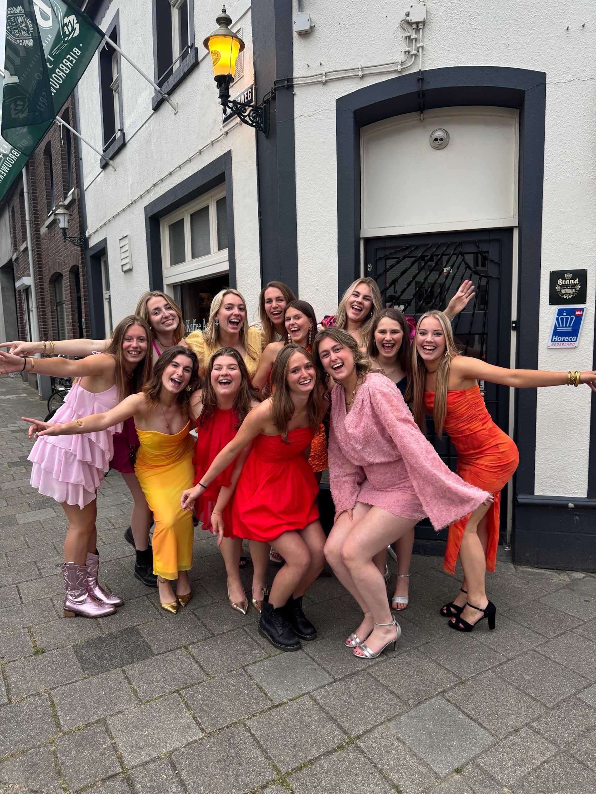 black and white bed linen