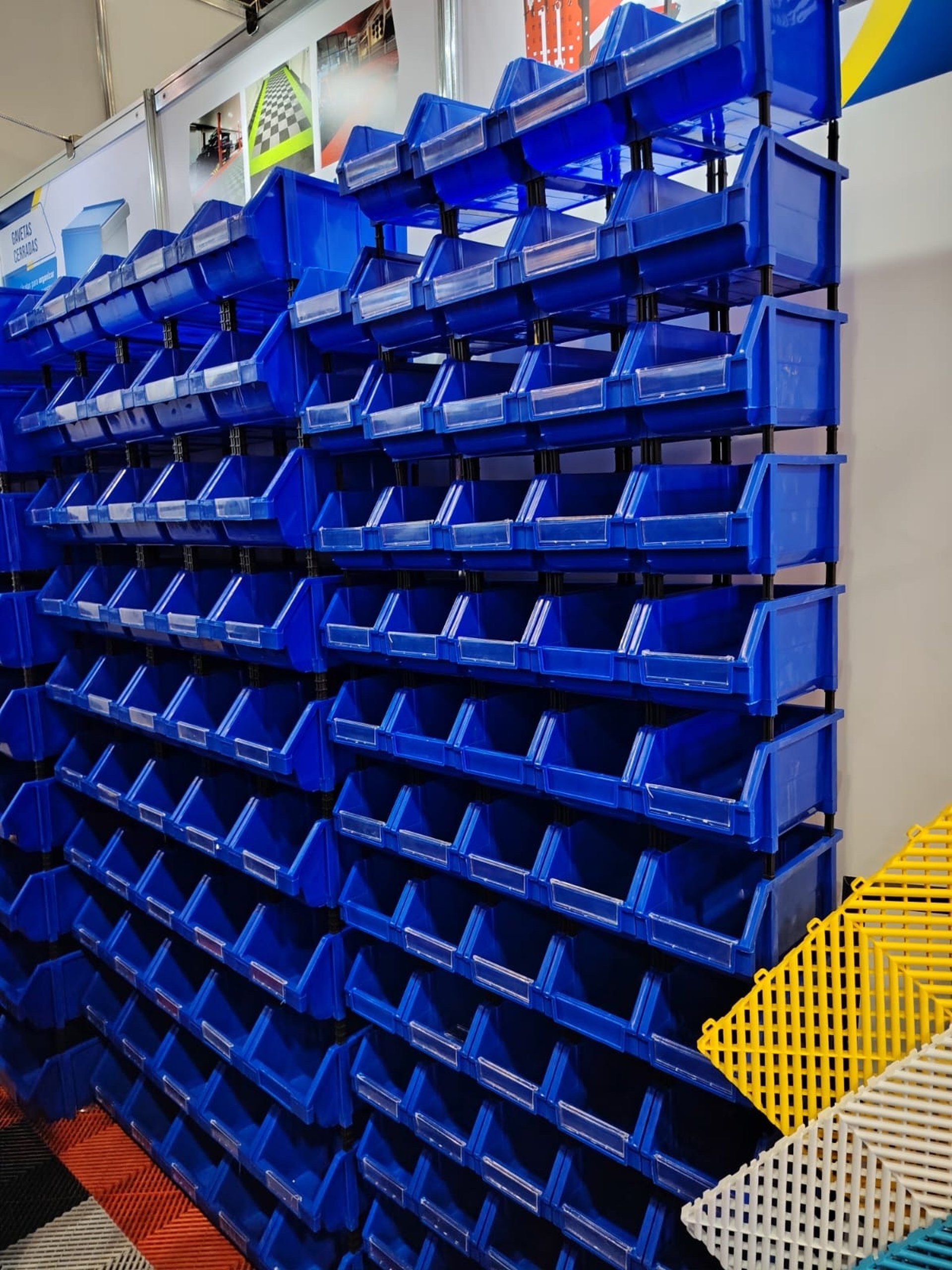 an abstract photo of a curved building with a blue sky in the background