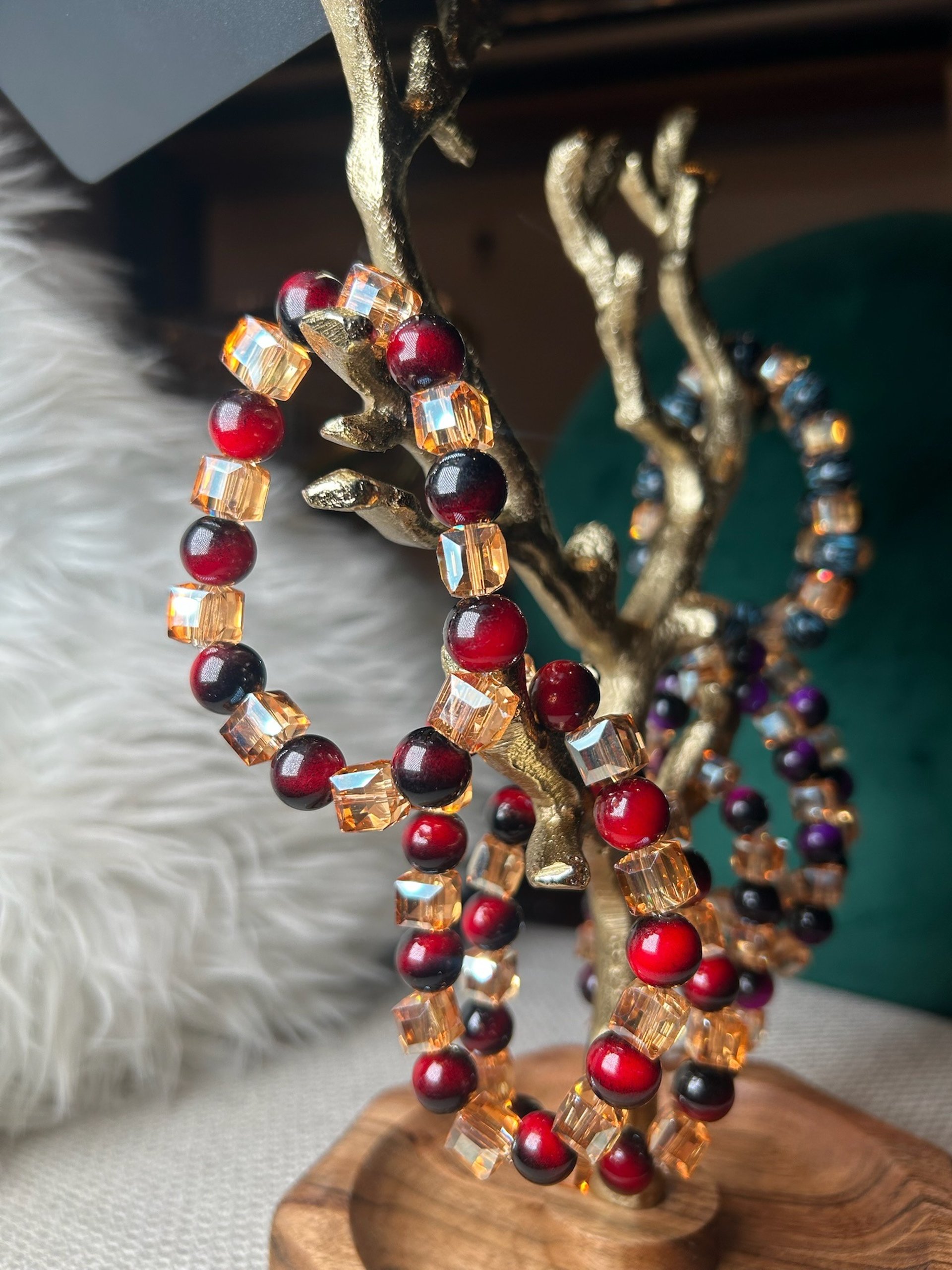 person wearing grey knit sweater