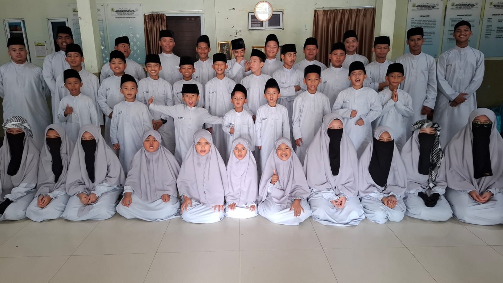 black and brown leather padded tub sofa