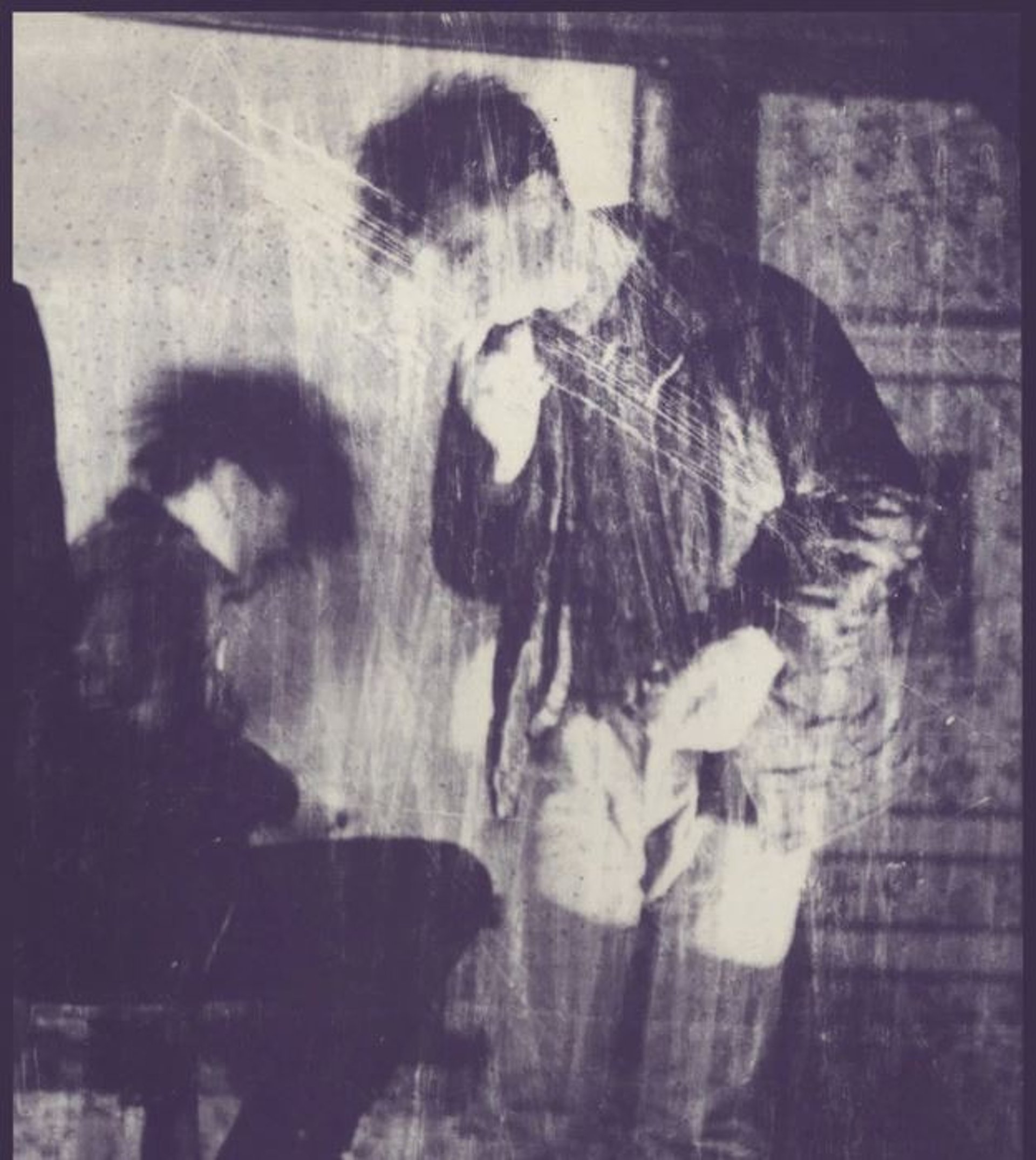 black and white bed linen