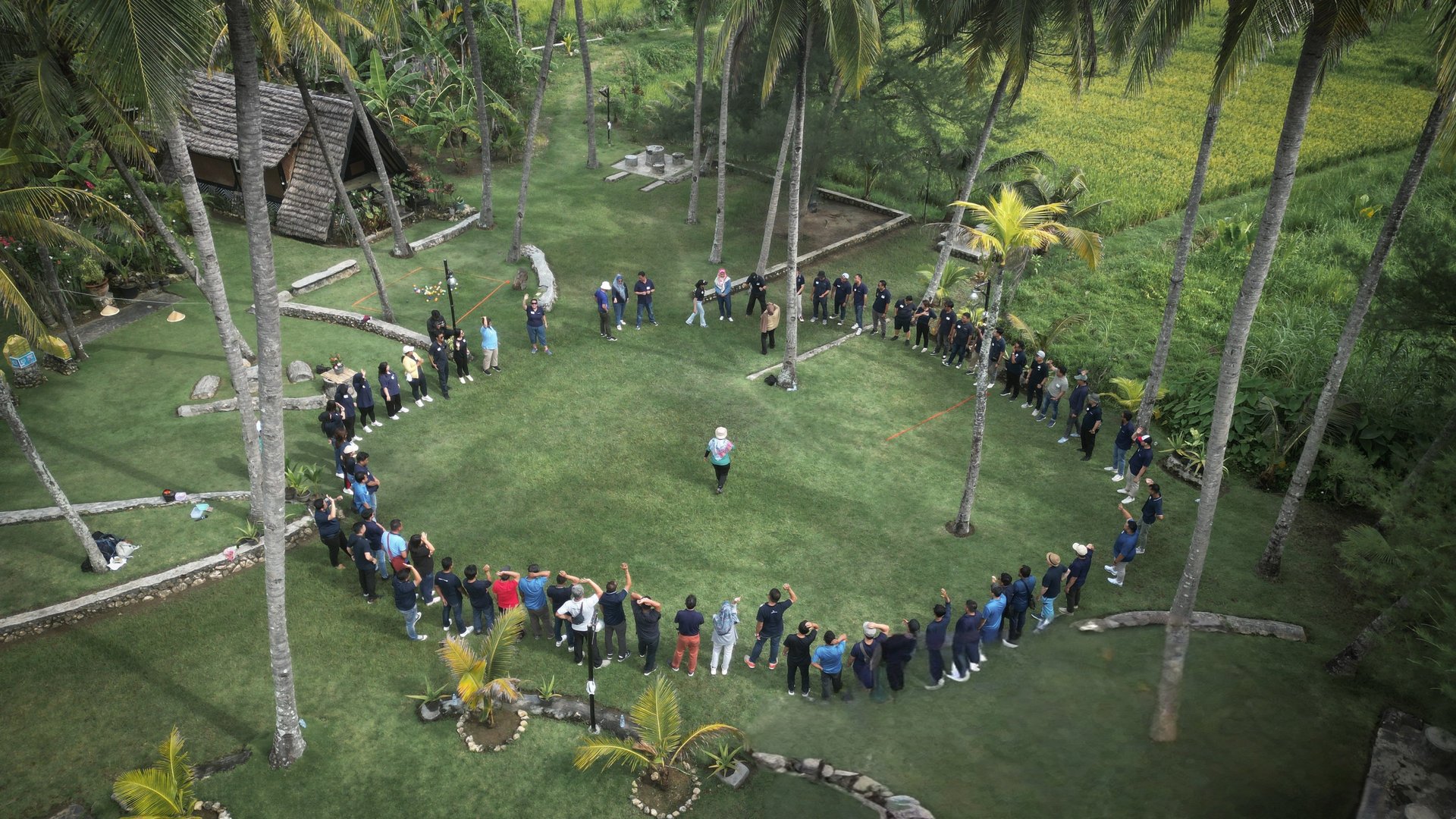 outbound team building sinergy adventure