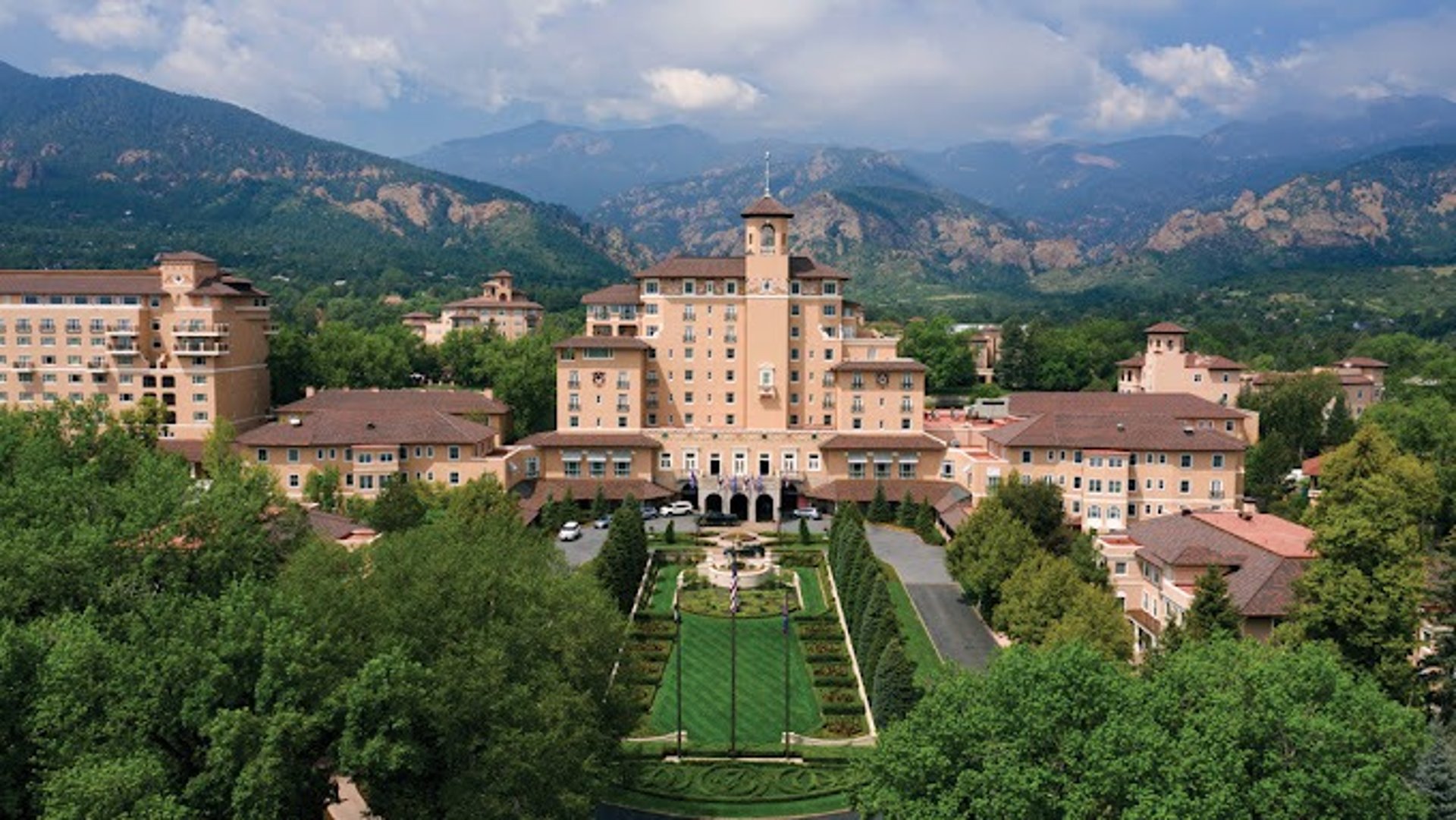 The Broadmoor view outside