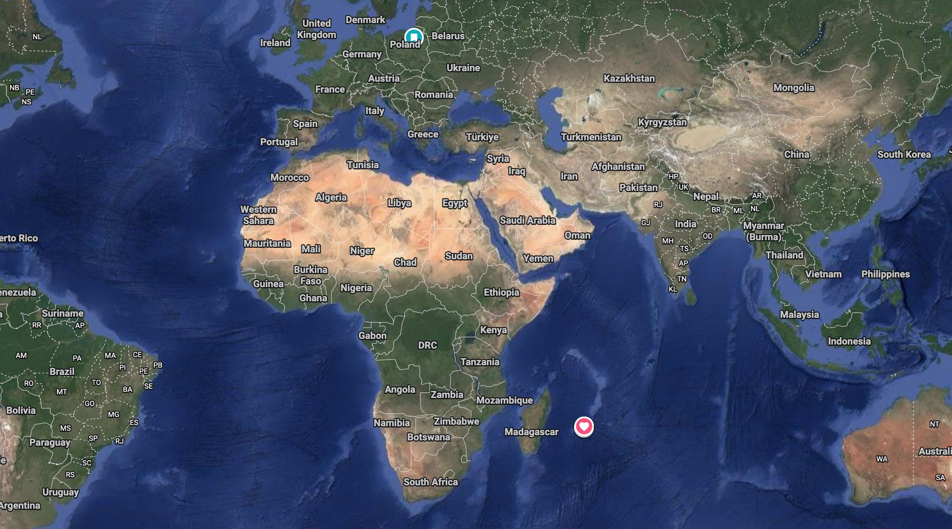 black and white bed linen