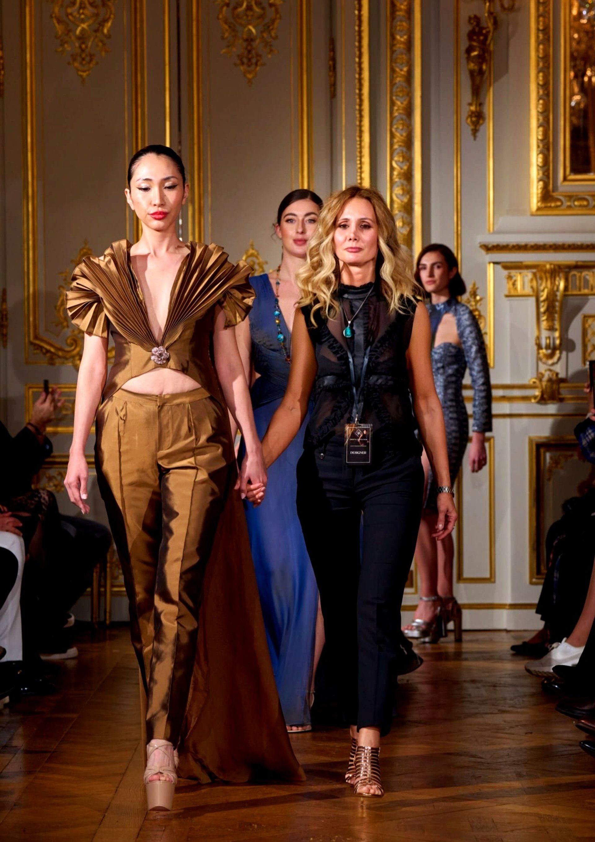 black and white bed linen