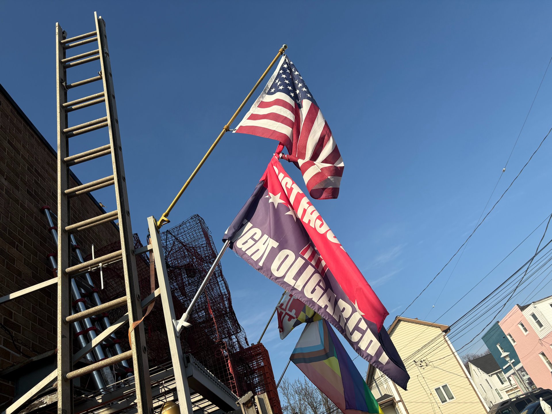 black and white bed linen