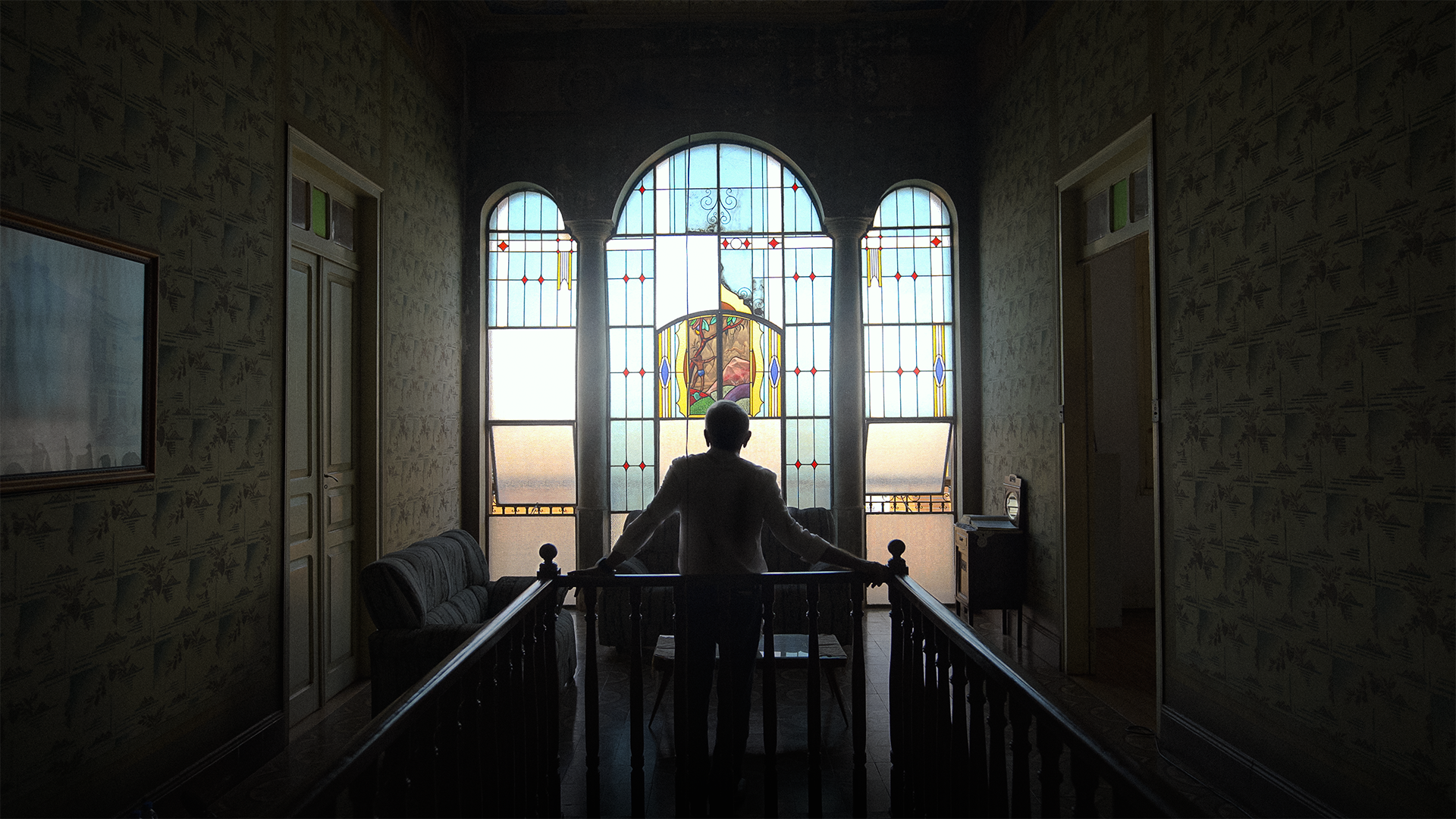 gray computer monitor