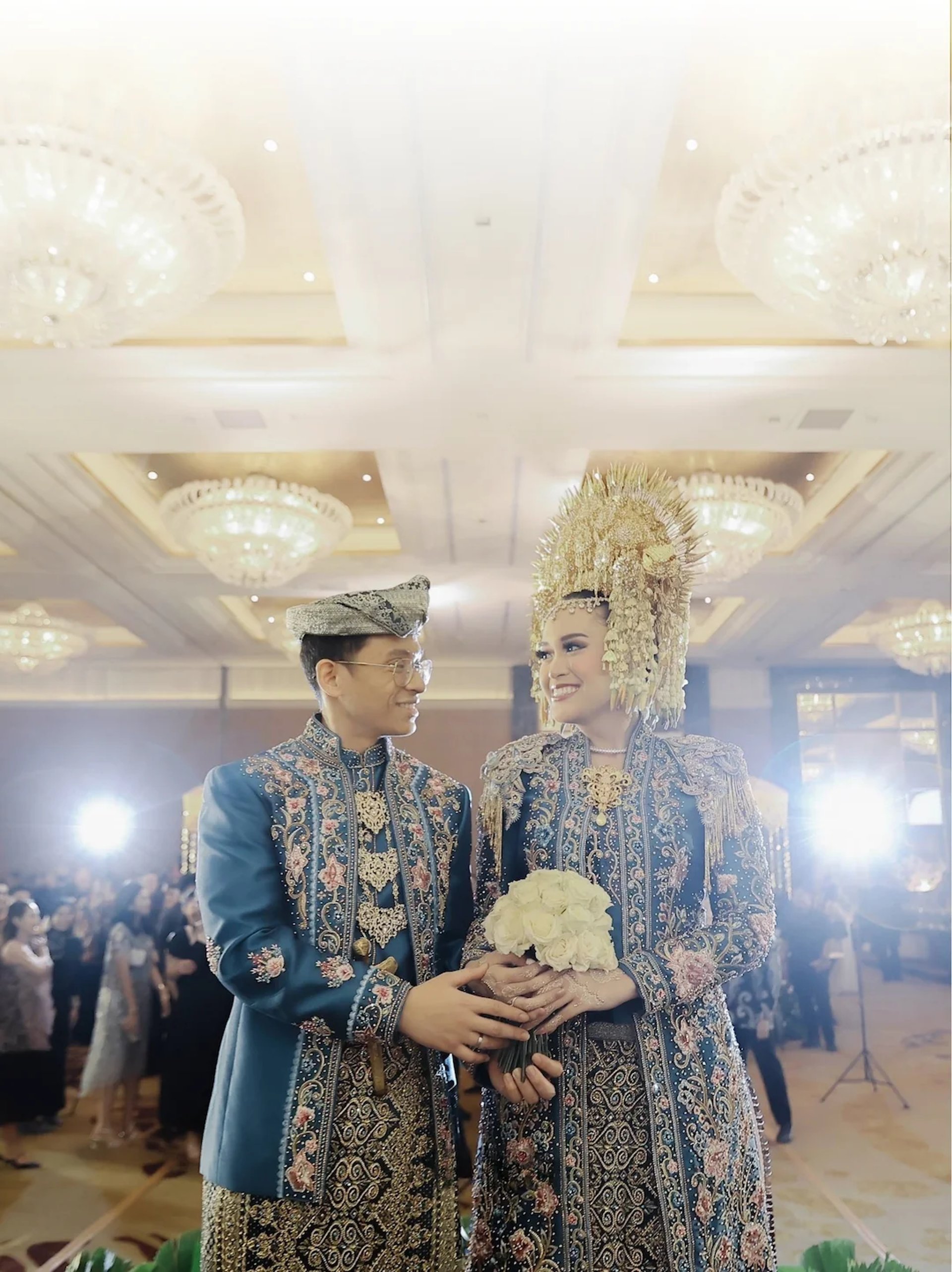 black and brown leather padded tub sofa