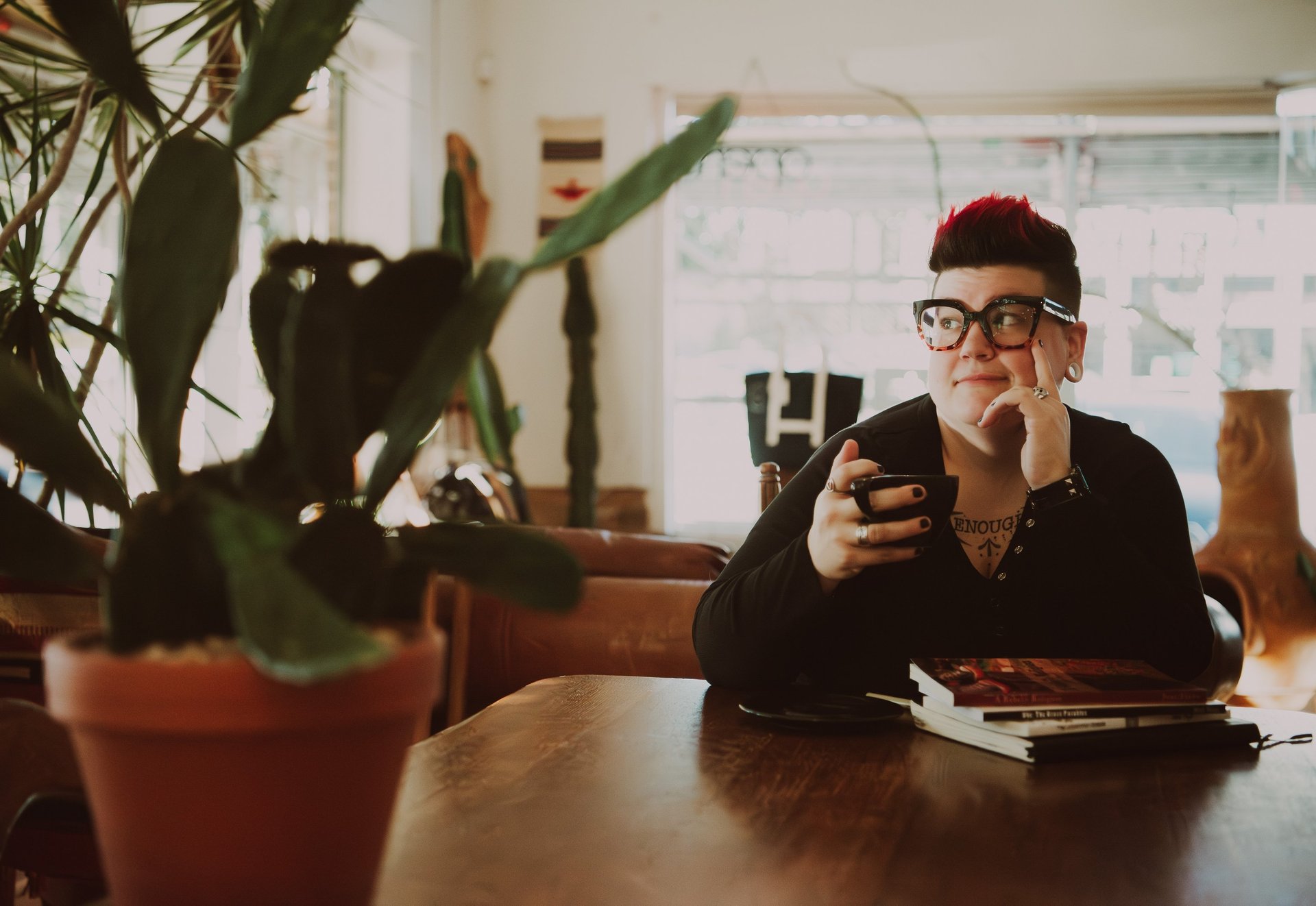 black and white bed linen