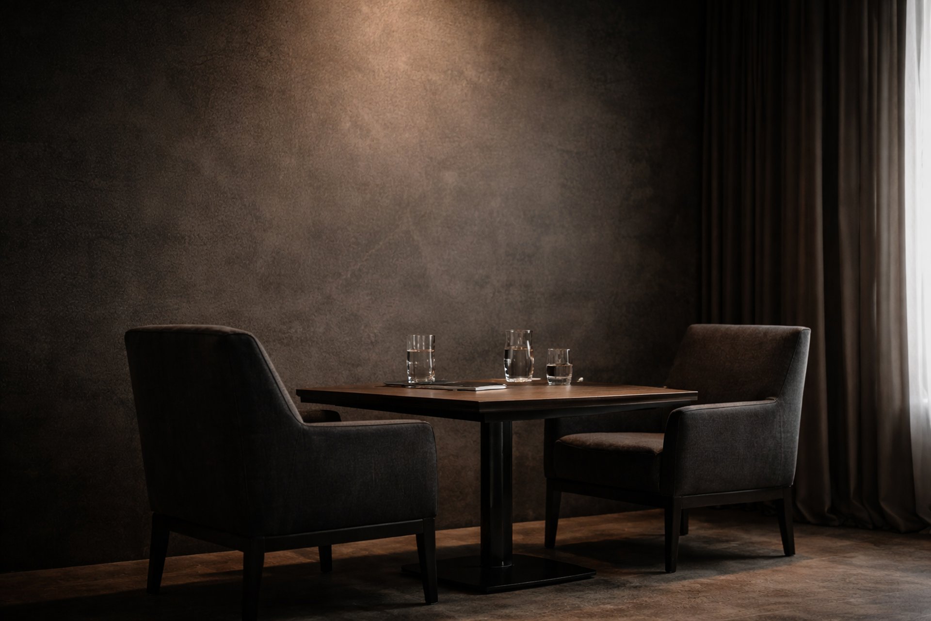 gray computer monitor