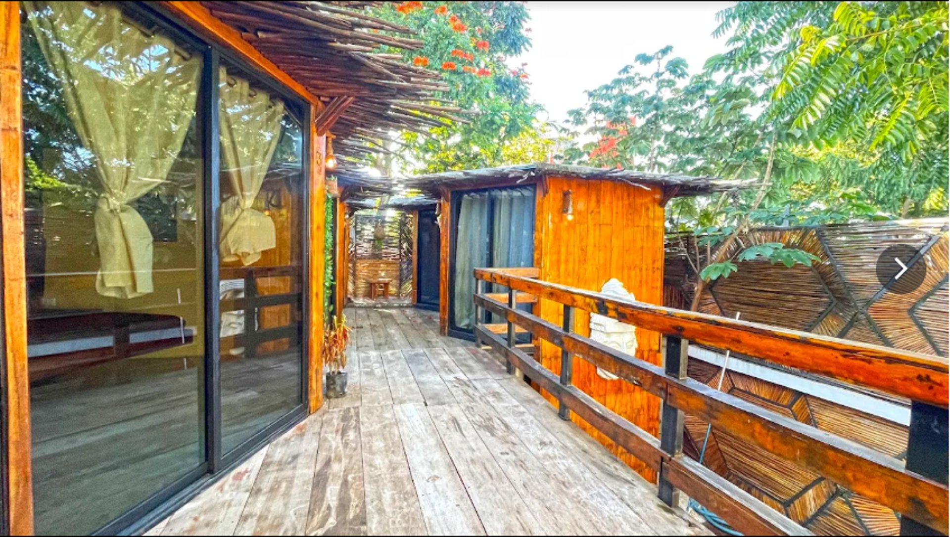 black and white bed linen