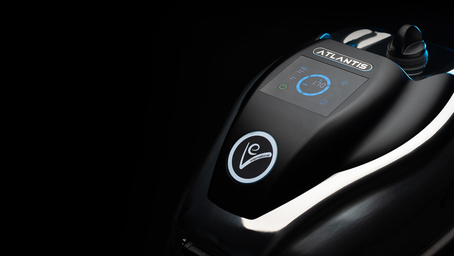 Domowa myjka parowa EV Atlantis do ekologicznego czyszczenia bez chemii. Rozwiązanie dla domów, butików i salonów SPA.