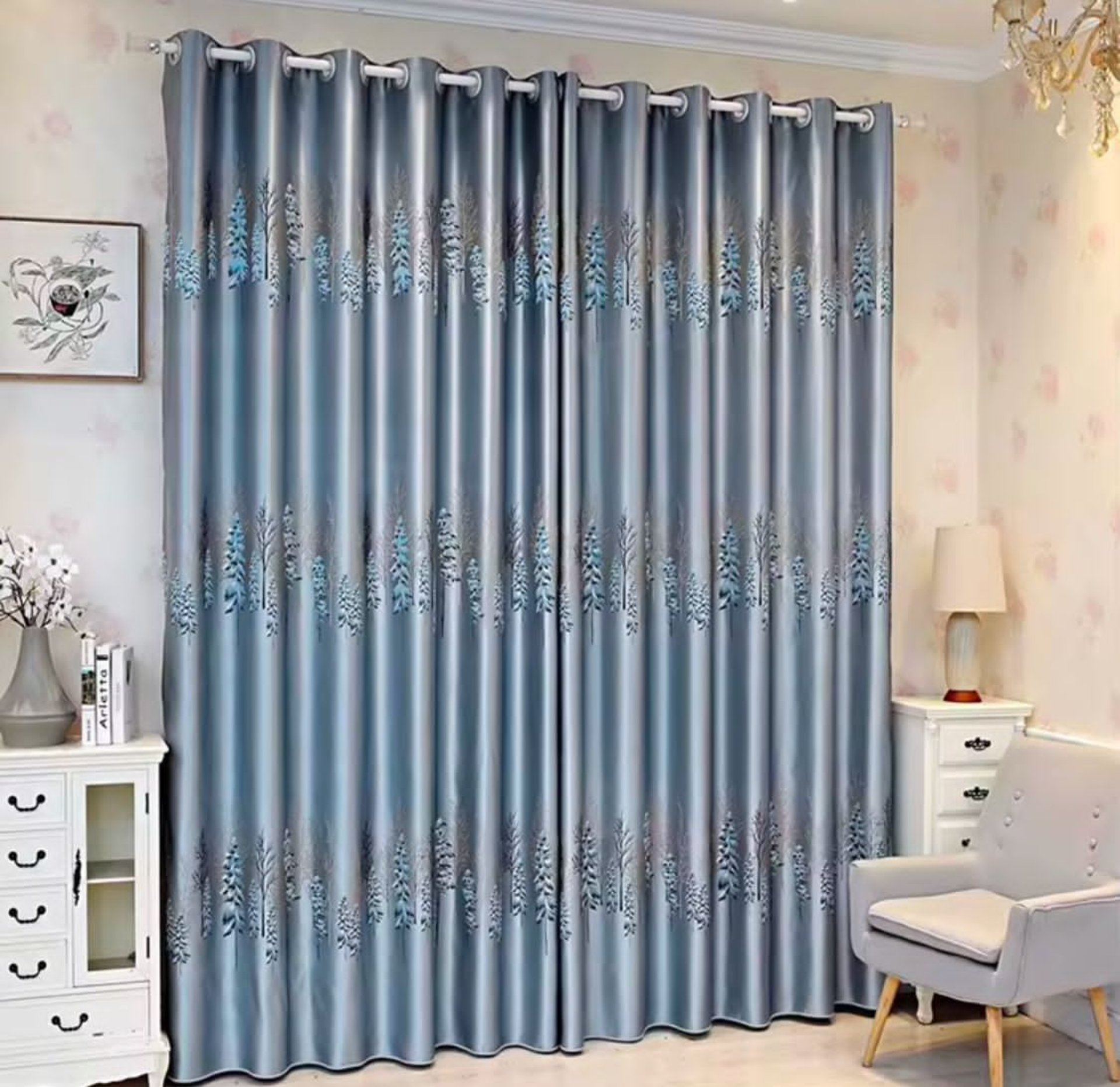 black and white bed linen