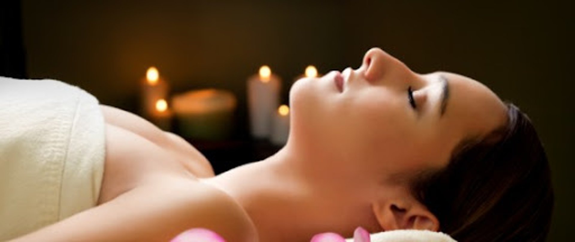 gray computer monitor