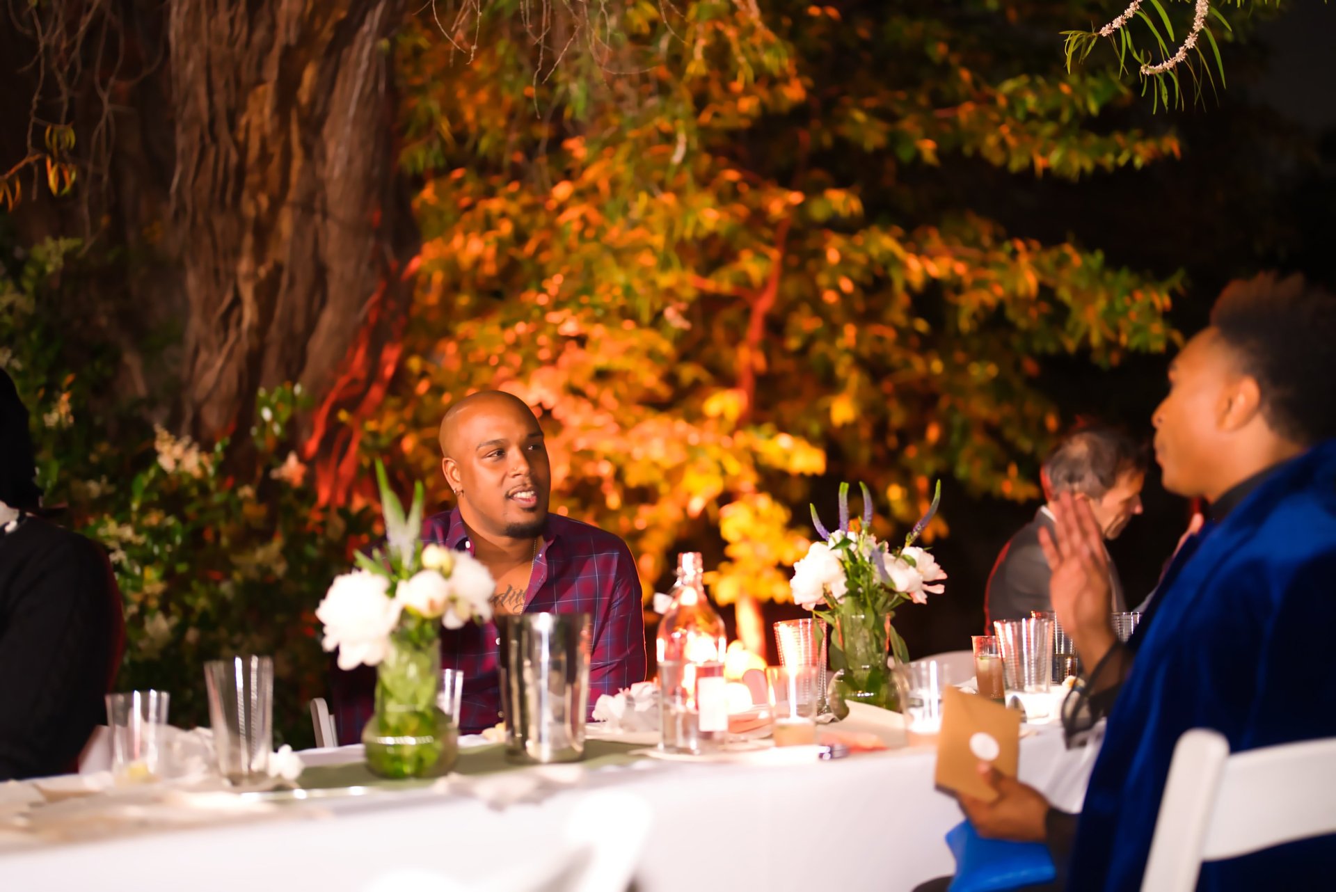 black and white bed linen