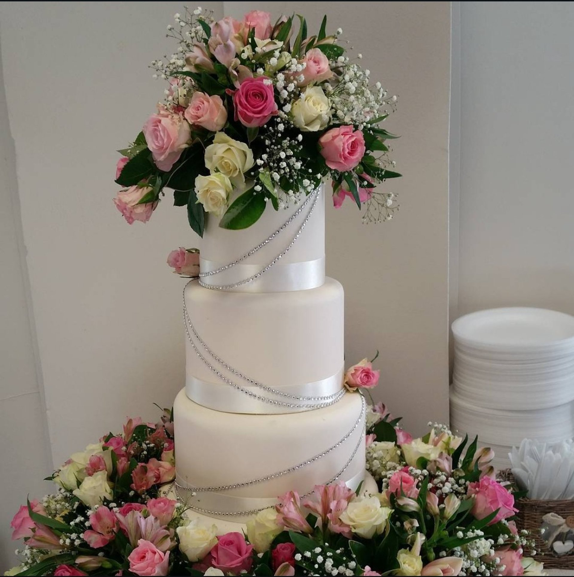 black and brown leather padded tub sofa